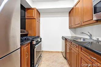 4808 Bedford Avenue 1a Property Photo 7