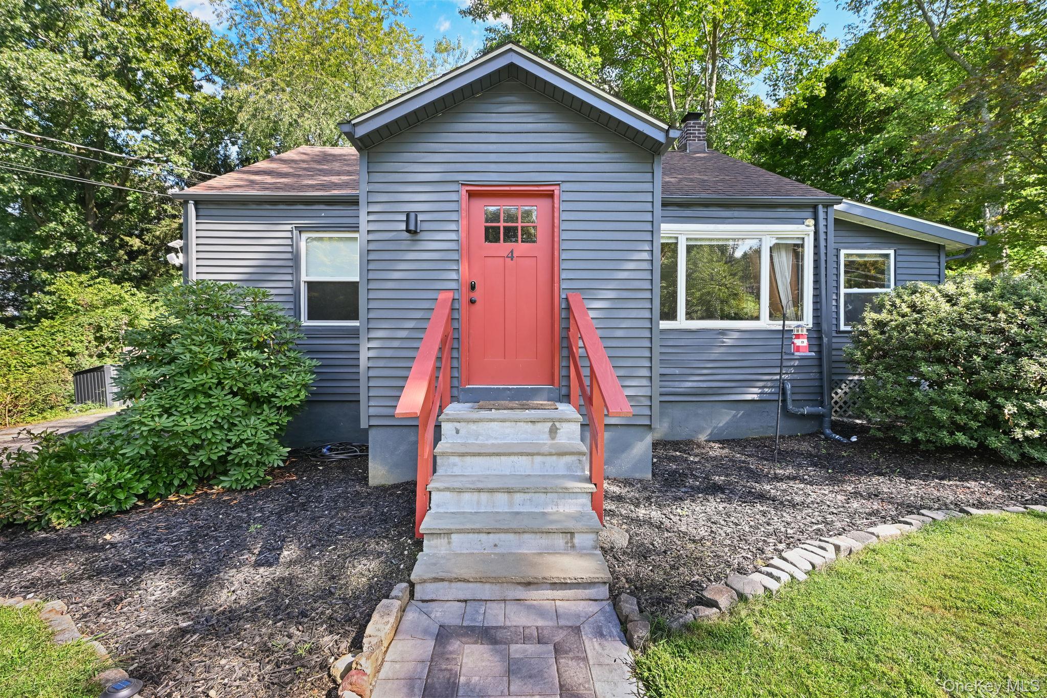 4 Windsor Road Property Photo 1