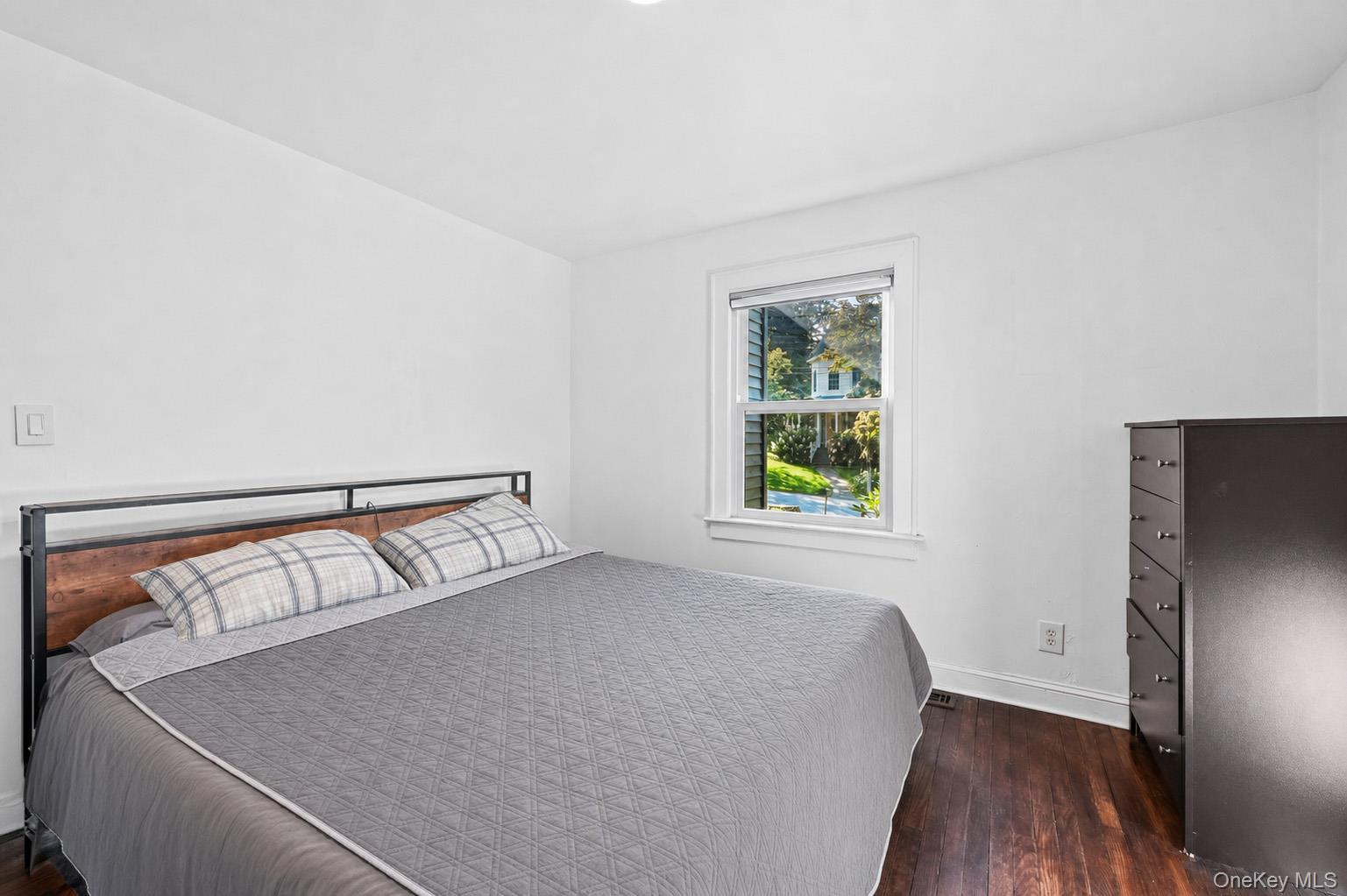 4 Windsor Road Property Photo 17