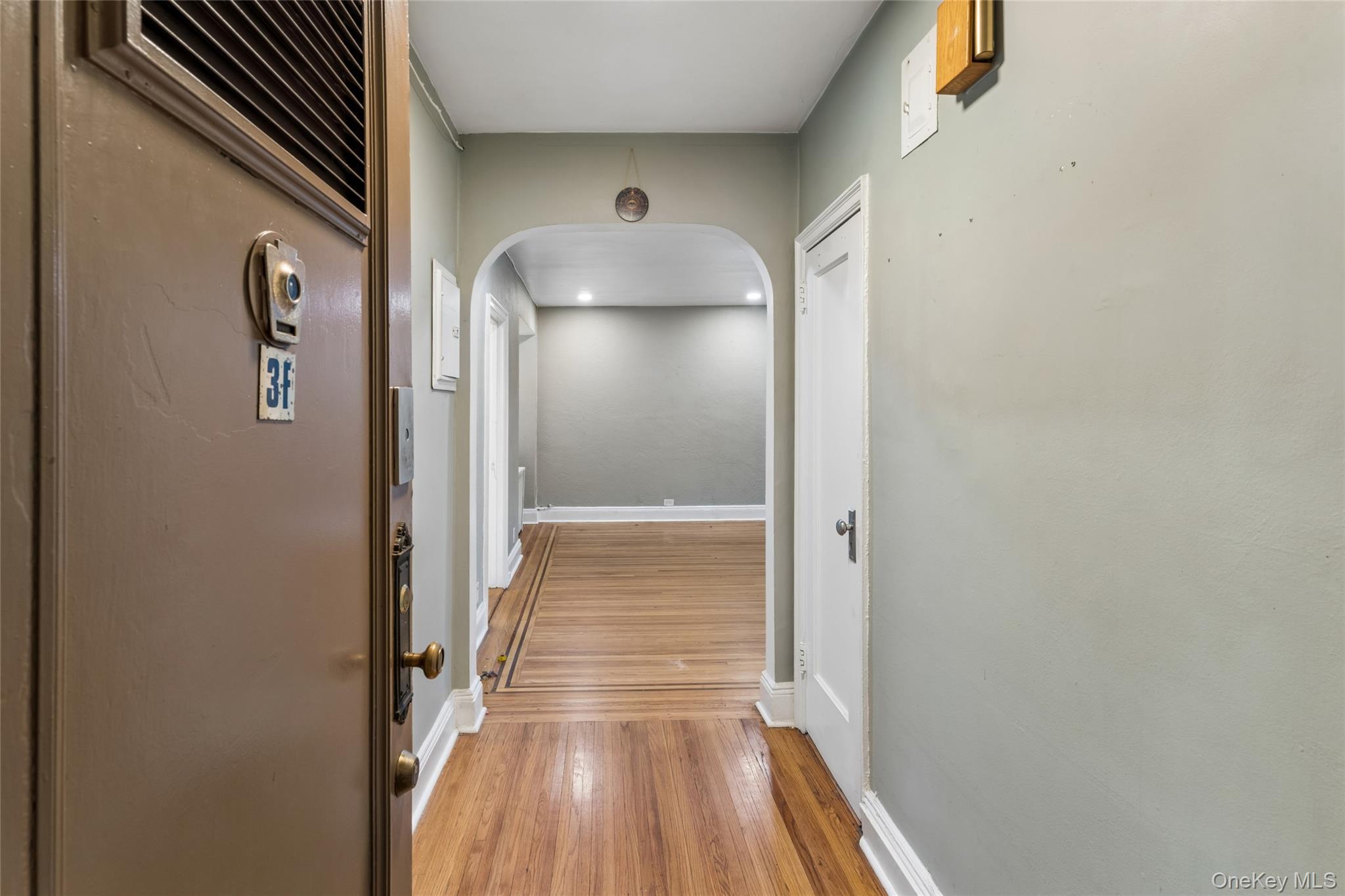 475 Bronx River Road 3f Property Photo 5