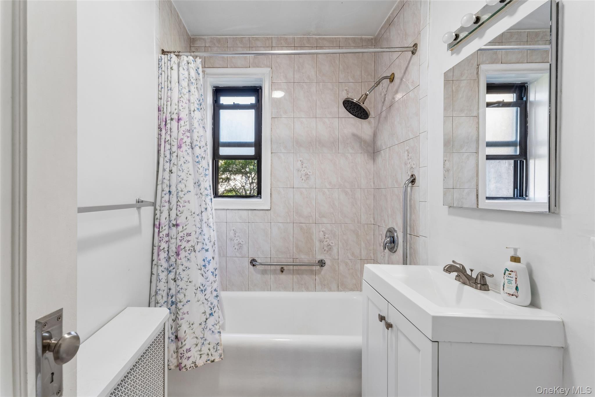 475 Bronx River Road 3f Property Photo 14