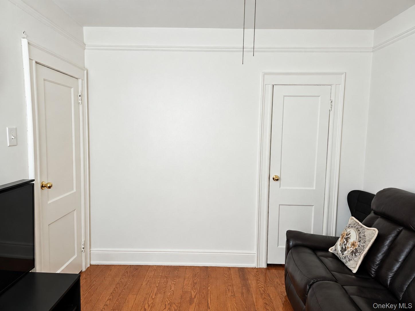 90-11 80th Street Property Photo 14