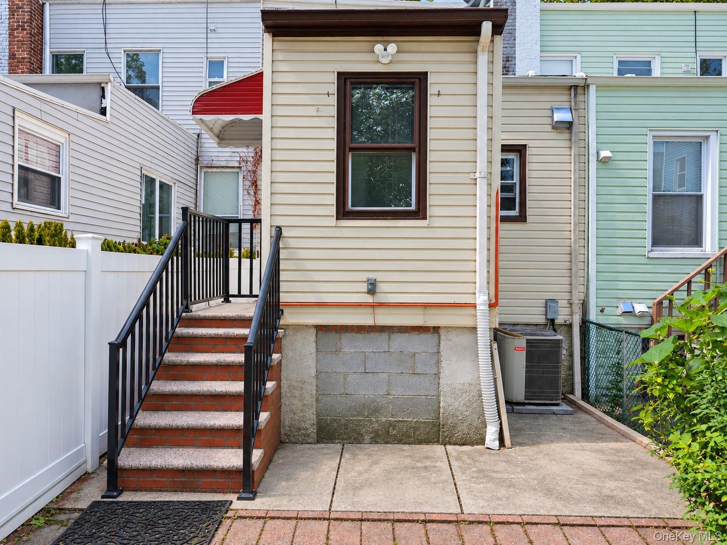 90-11 80th Street Property Photo 23