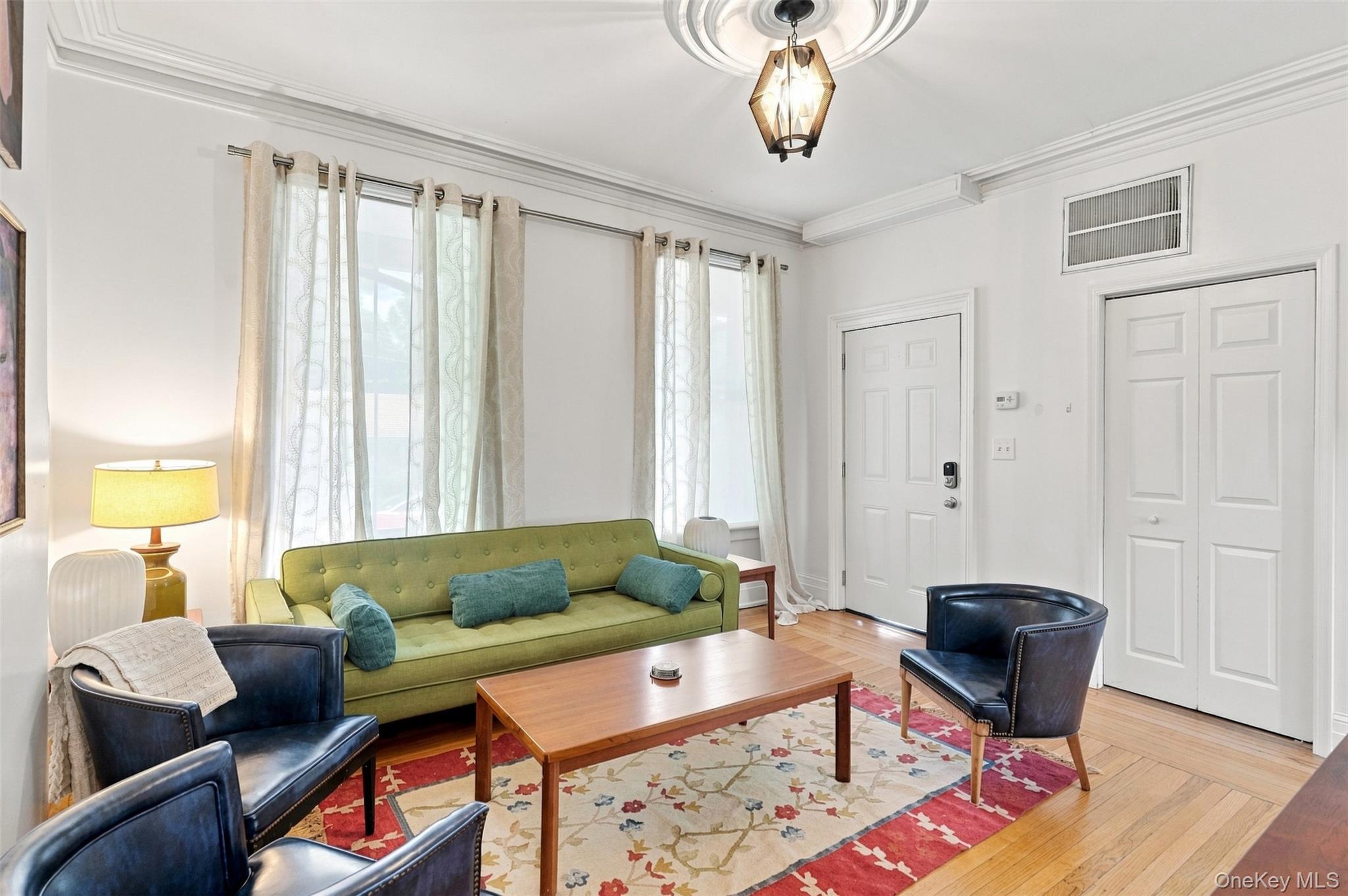 33 Hone Street Property Photo 8