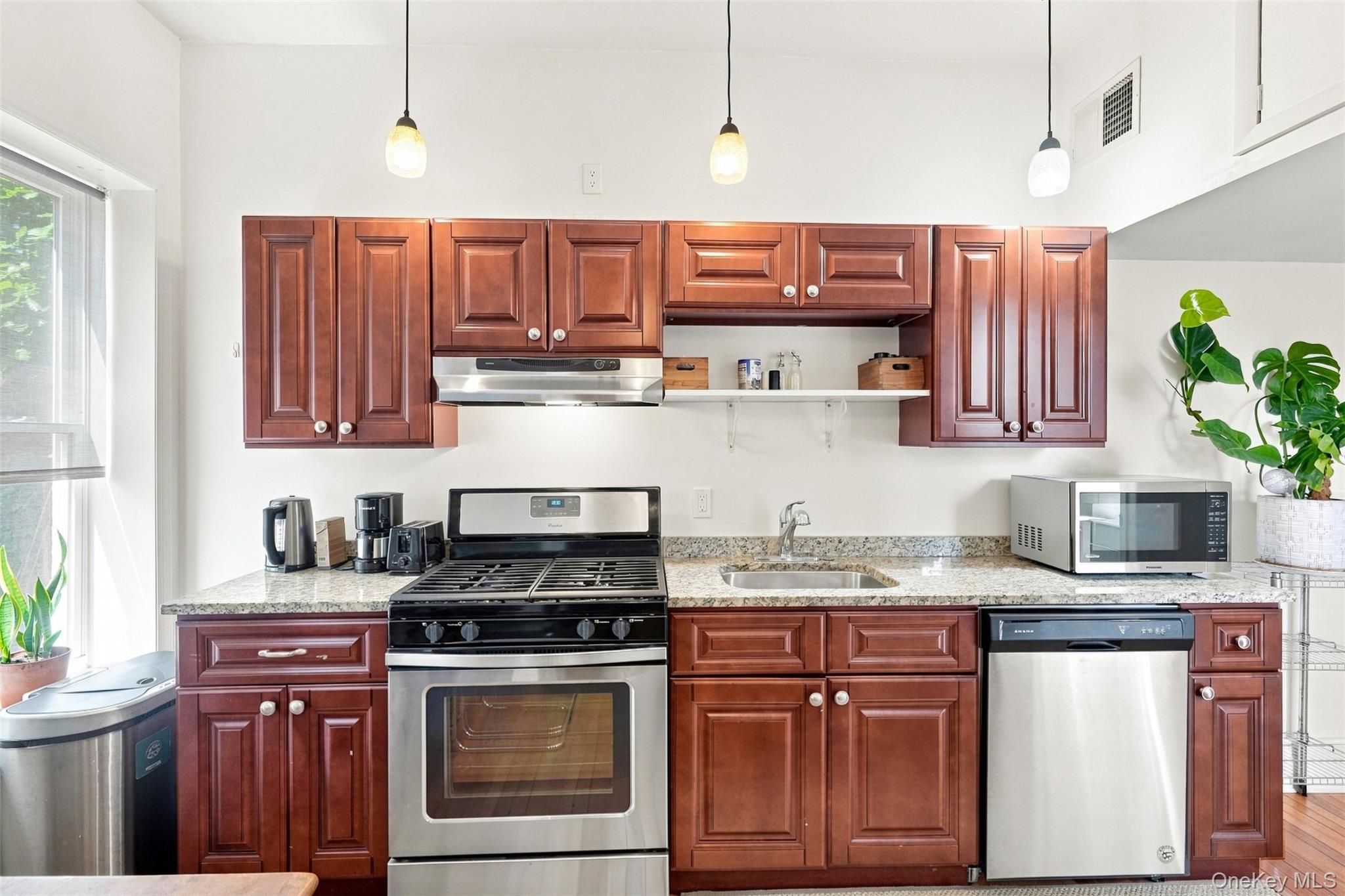 33 Hone Street Property Photo 9