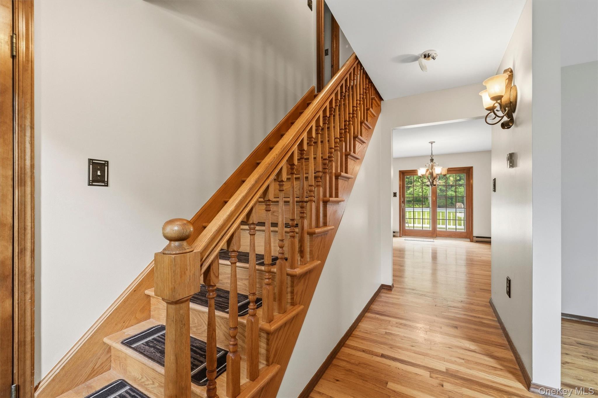 9 3rd Street Property Photo 2