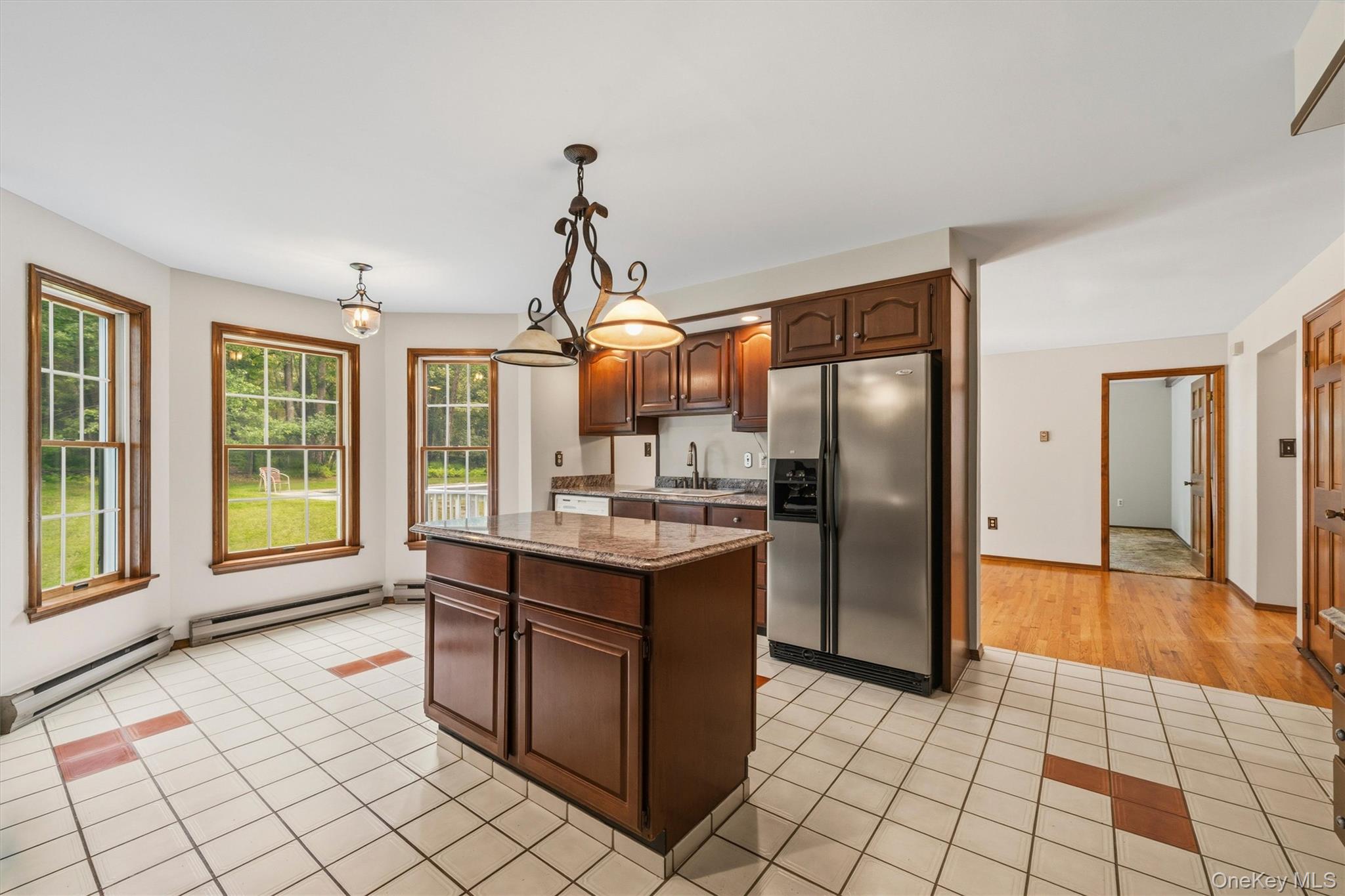 9 3rd Street Property Photo 6