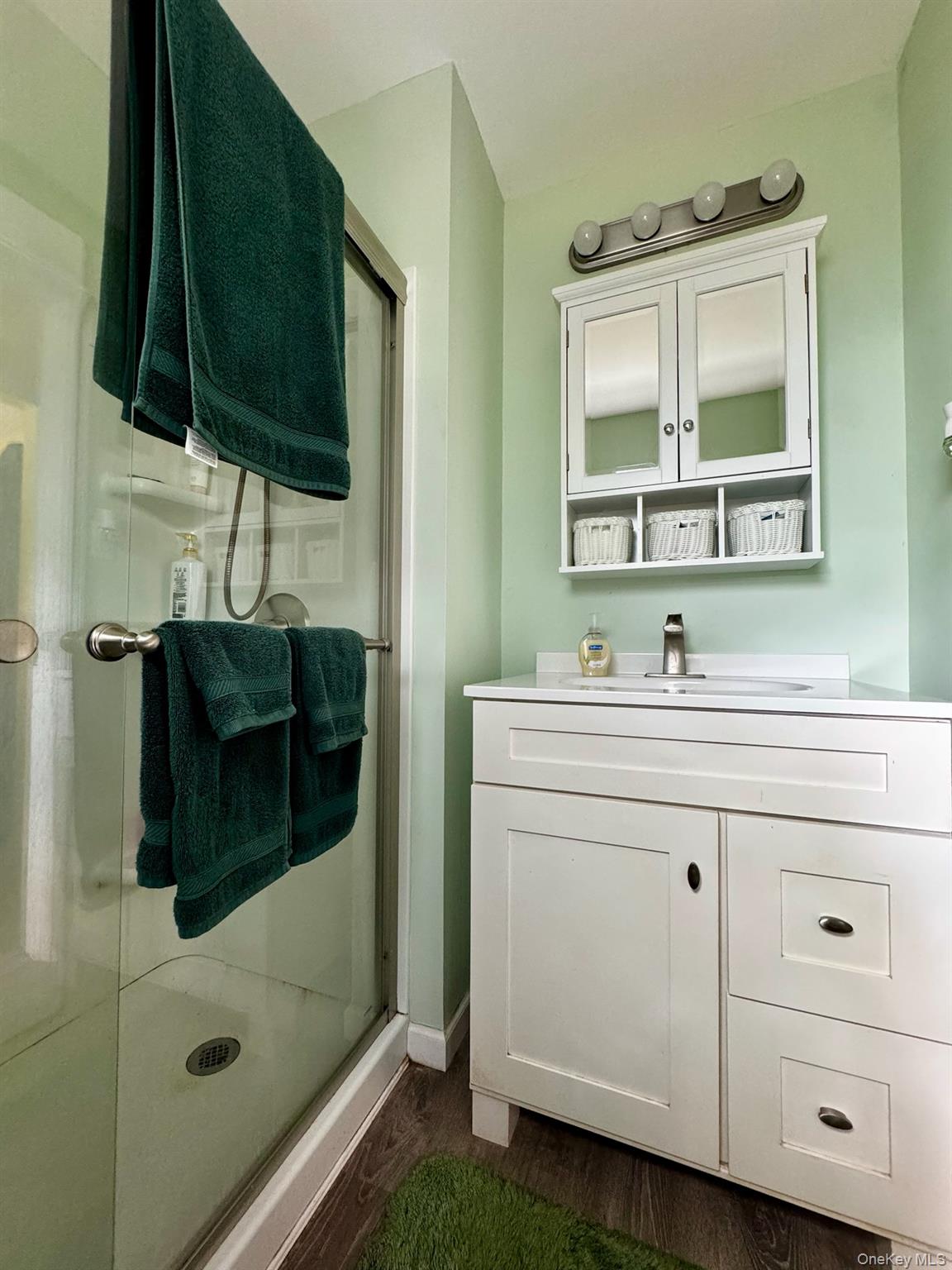 15 Laurelton Road Property Photo 2