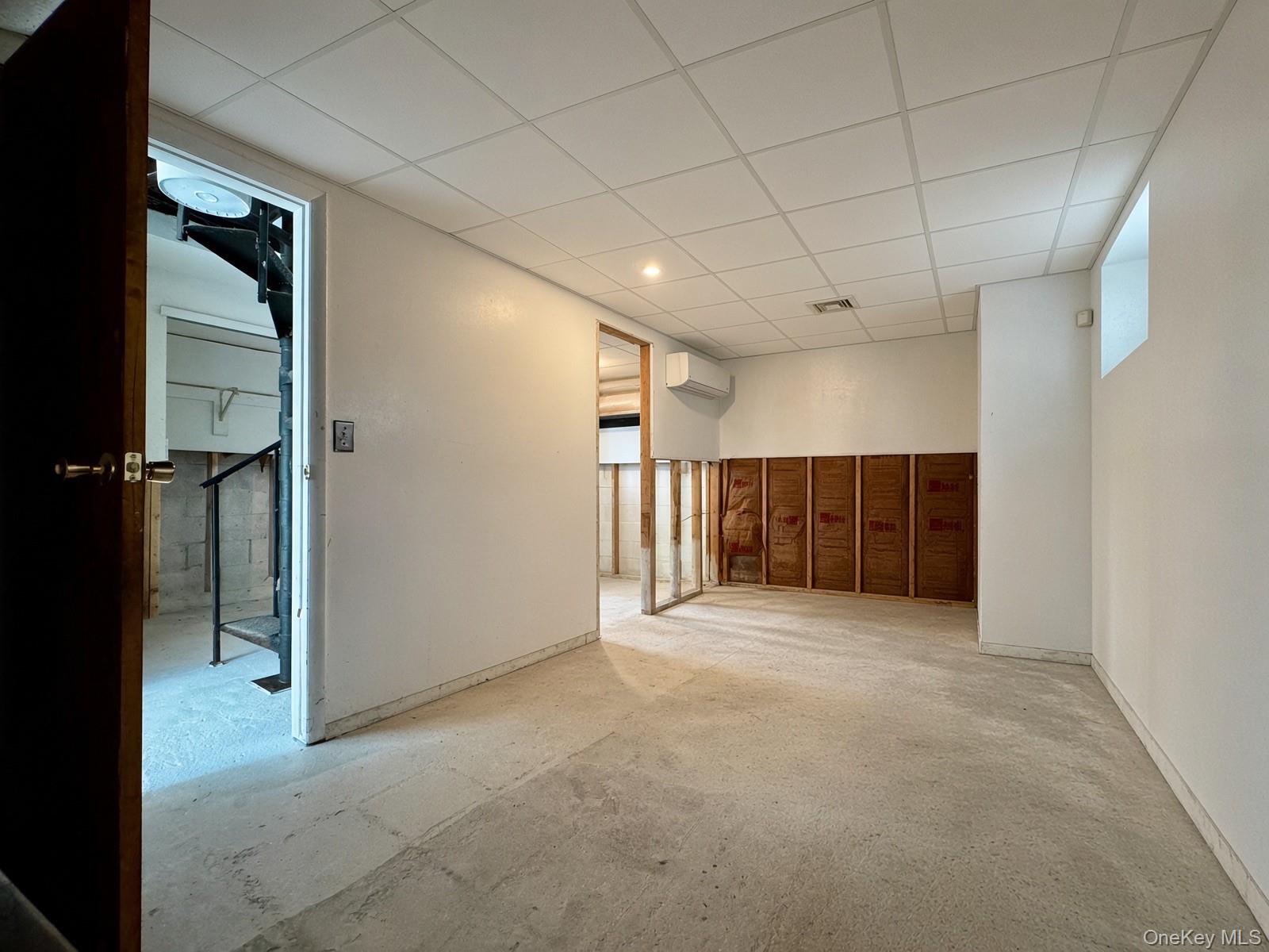 15 Laurelton Road Property Photo 13