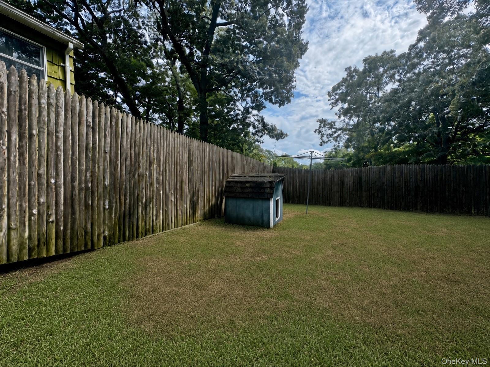 15 Laurelton Road Property Photo 20