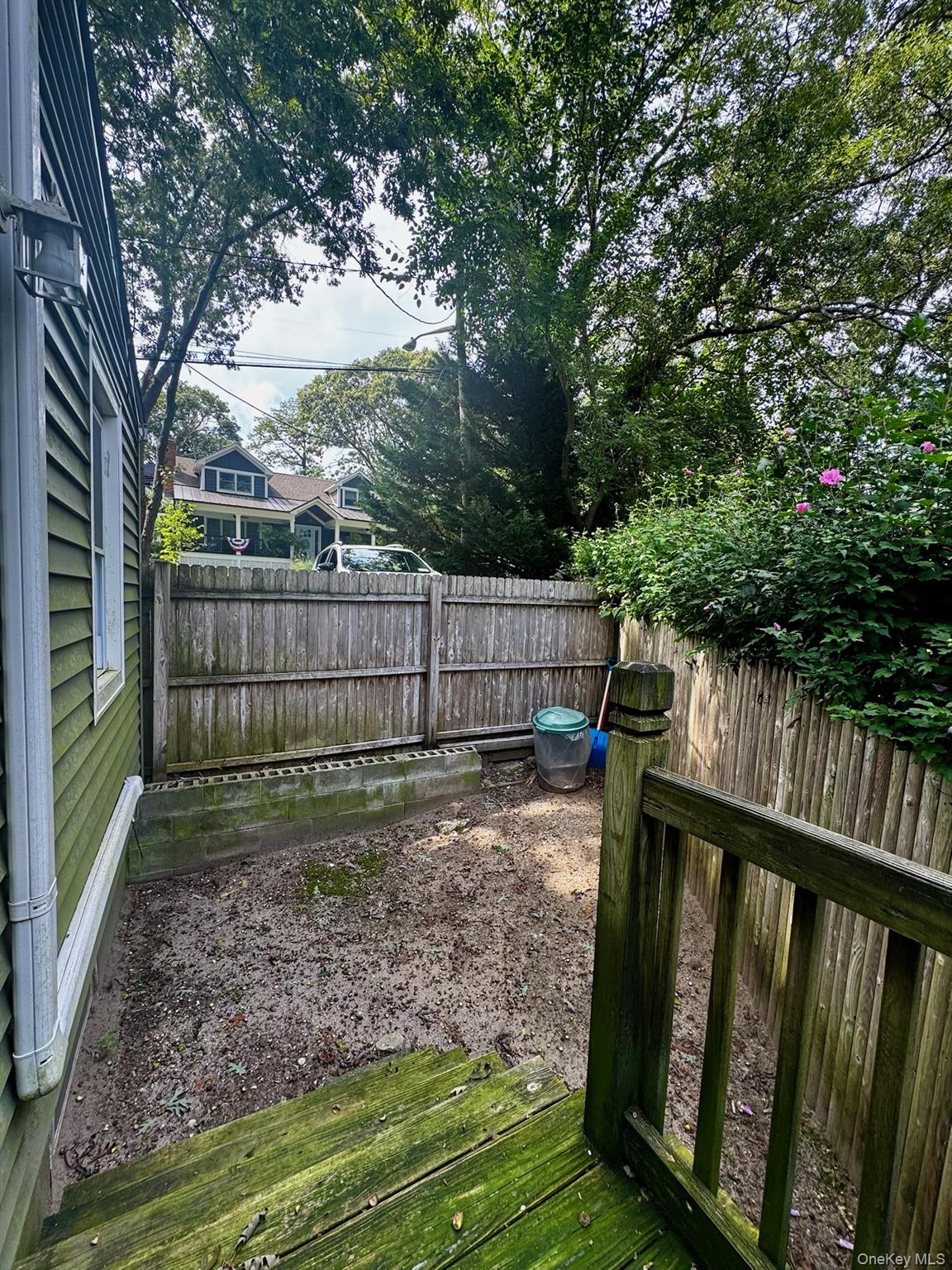 15 Laurelton Road Property Photo 21