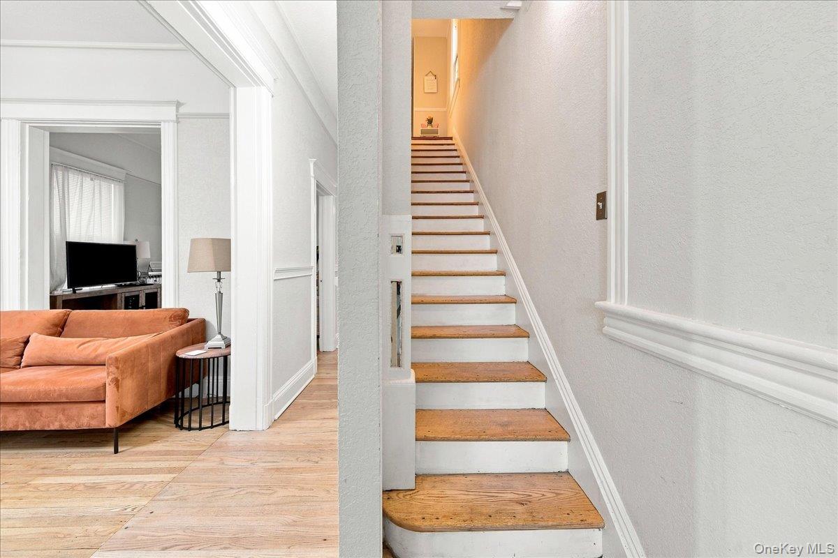 183 Saratoga Avenue Property Photo 1