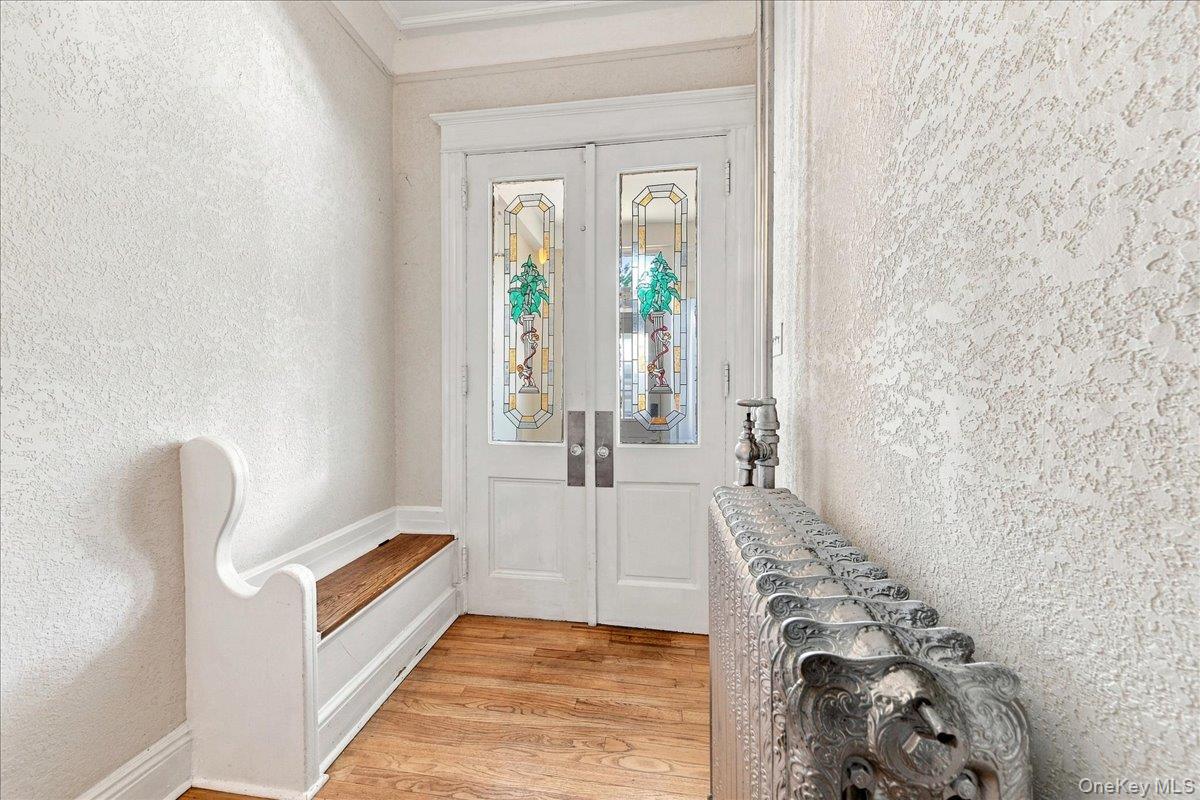 183 Saratoga Avenue Property Photo 11