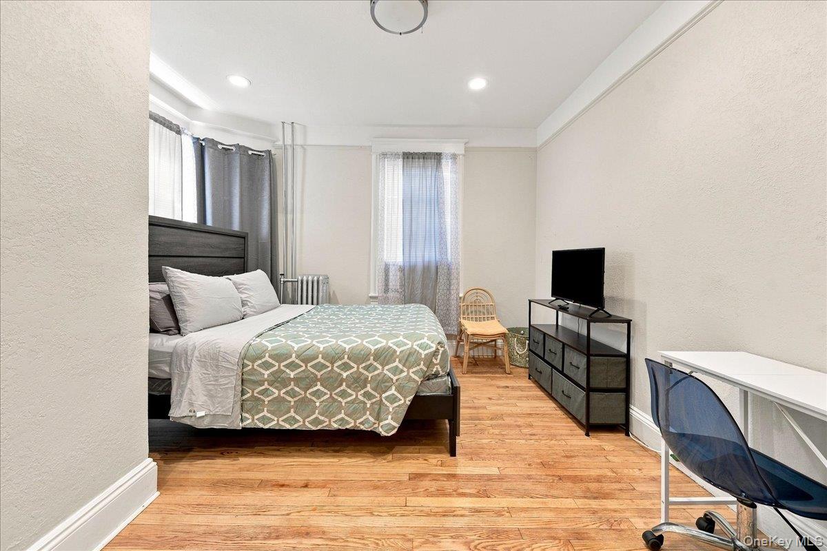 183 Saratoga Avenue Property Photo 16