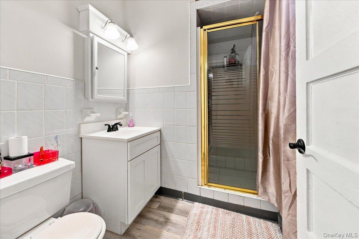 183 Saratoga Avenue Property Photo 26