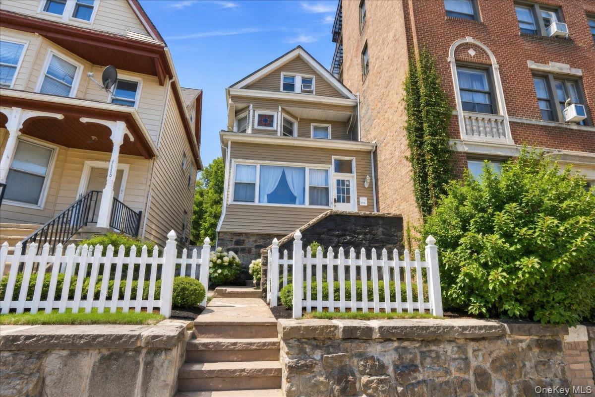183 Saratoga Avenue Property Photo 28