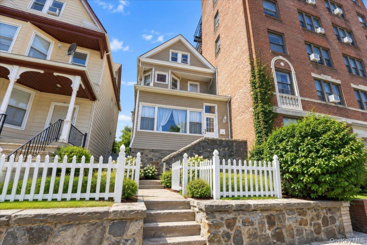 183 Saratoga Avenue Property Photo 29