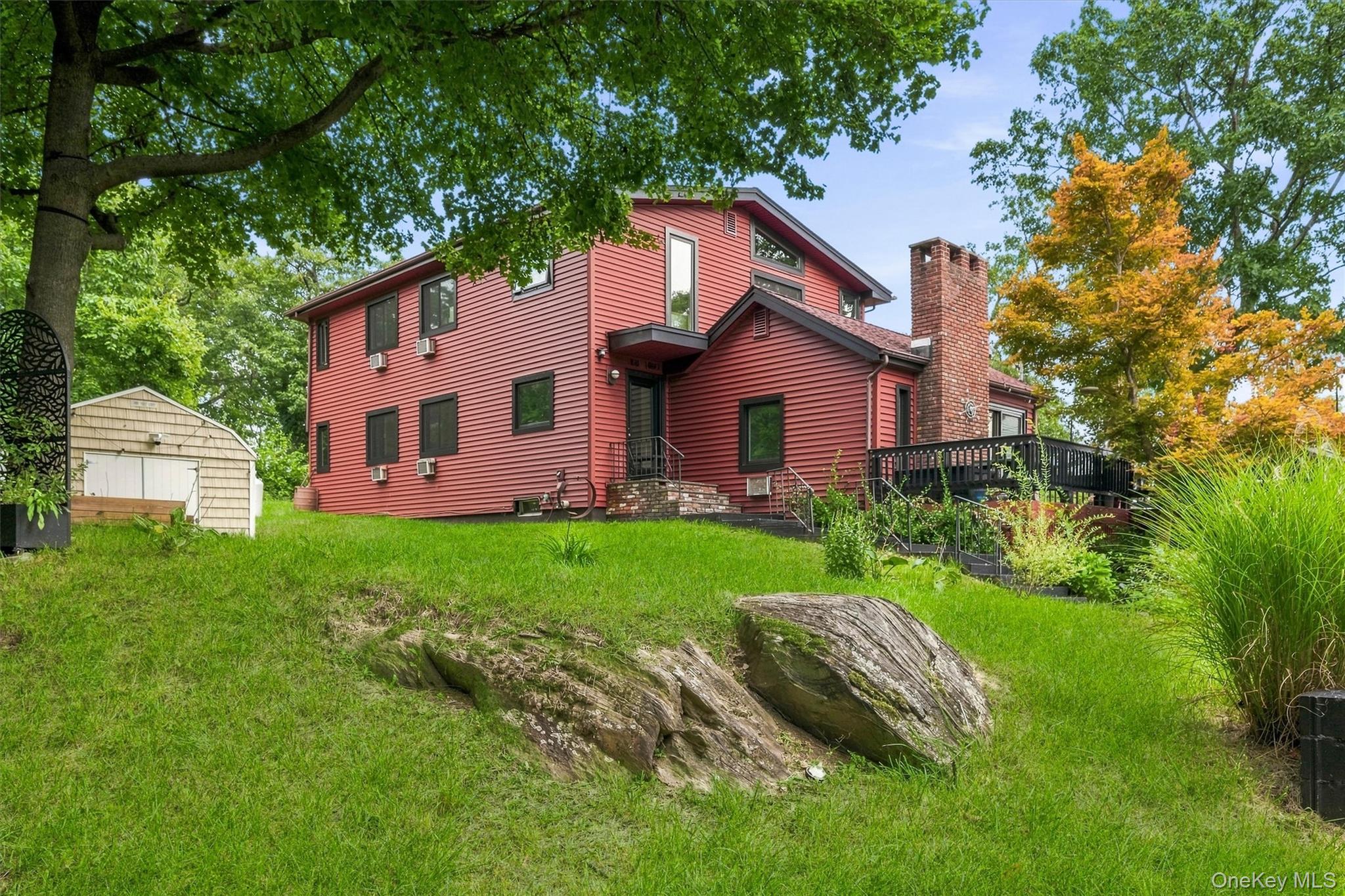 23 Lake Shore Road Property Photo 3