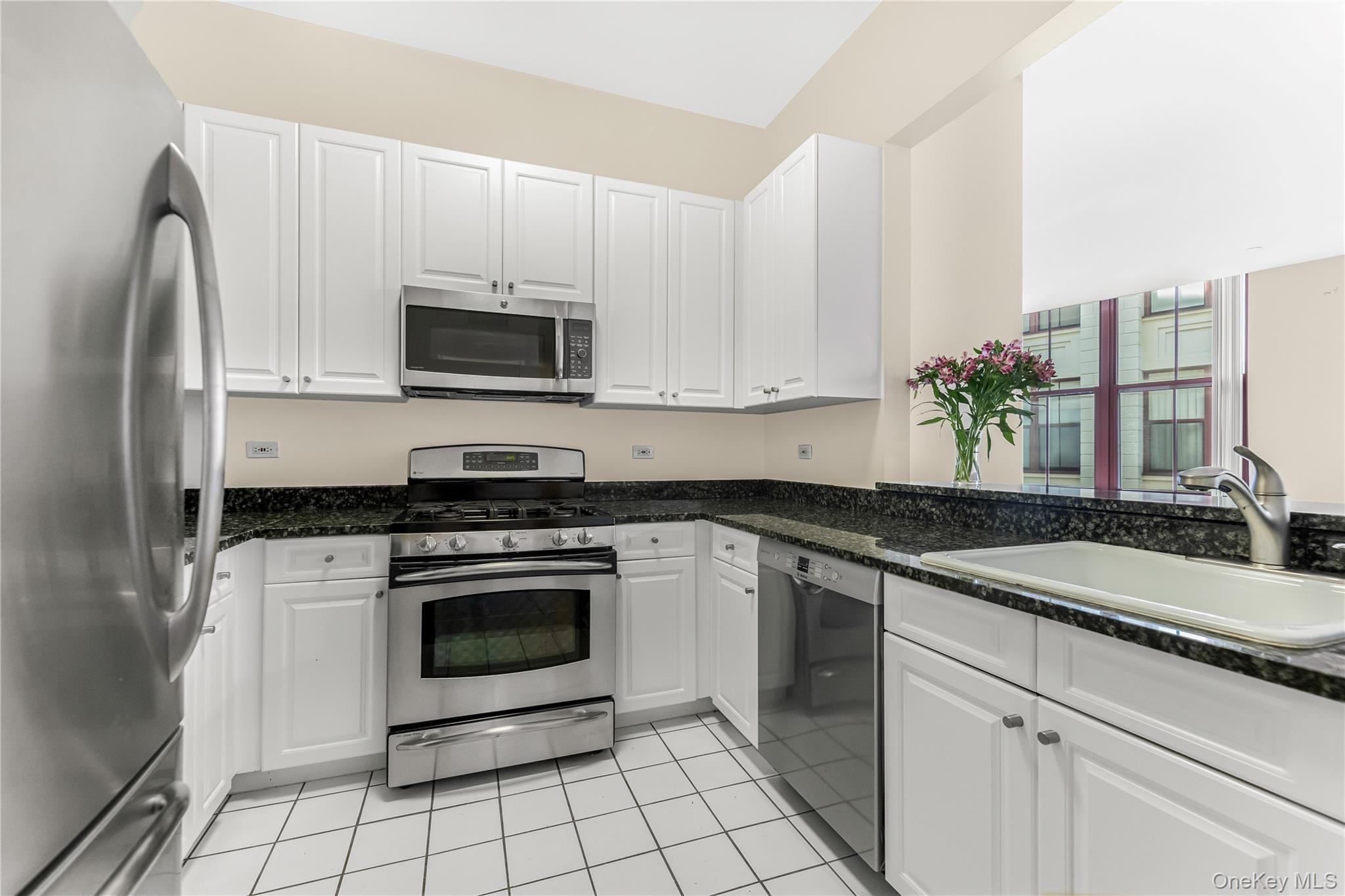 1 Scarsdale Road 321 Property Photo 9