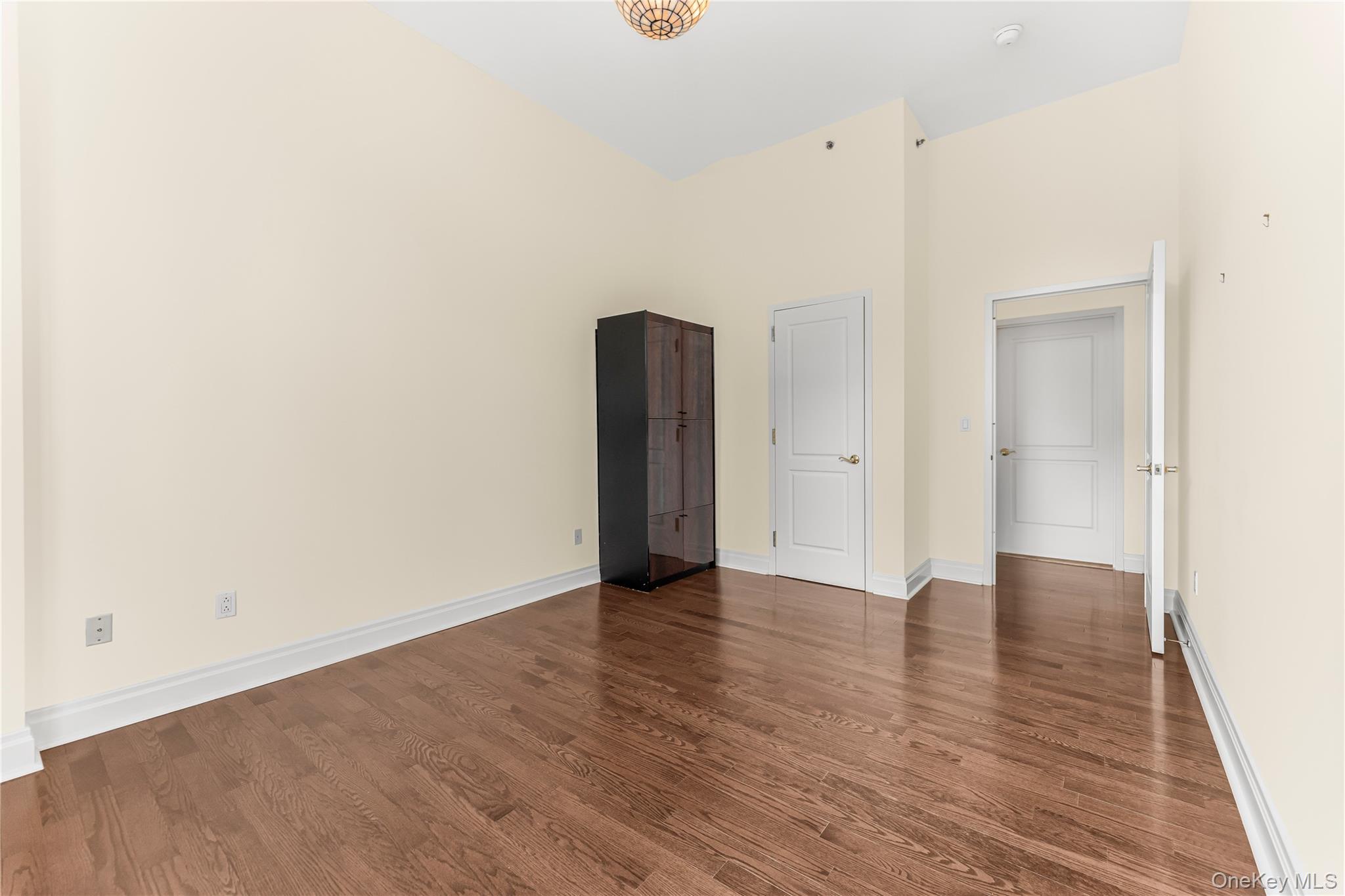 1 Scarsdale Road 321 Property Photo 19