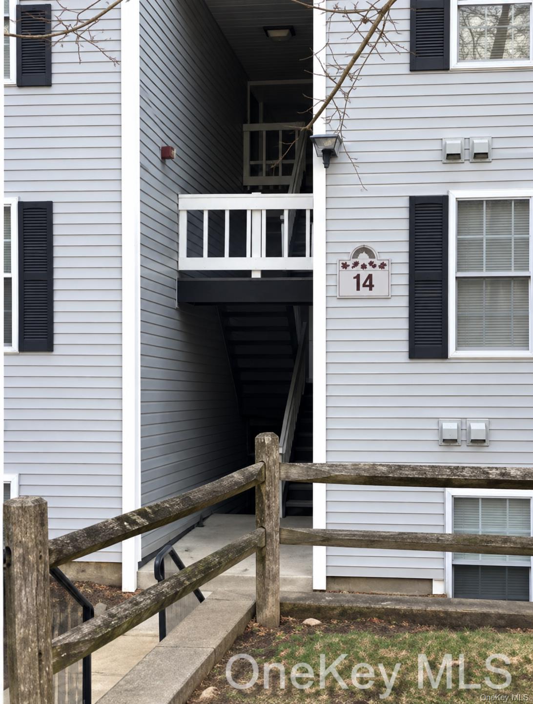 14 Lexington Hill 2 Property Photo 2