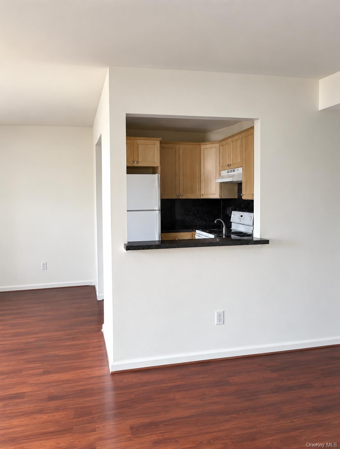 14 Lexington Hill 2 Property Photo 11
