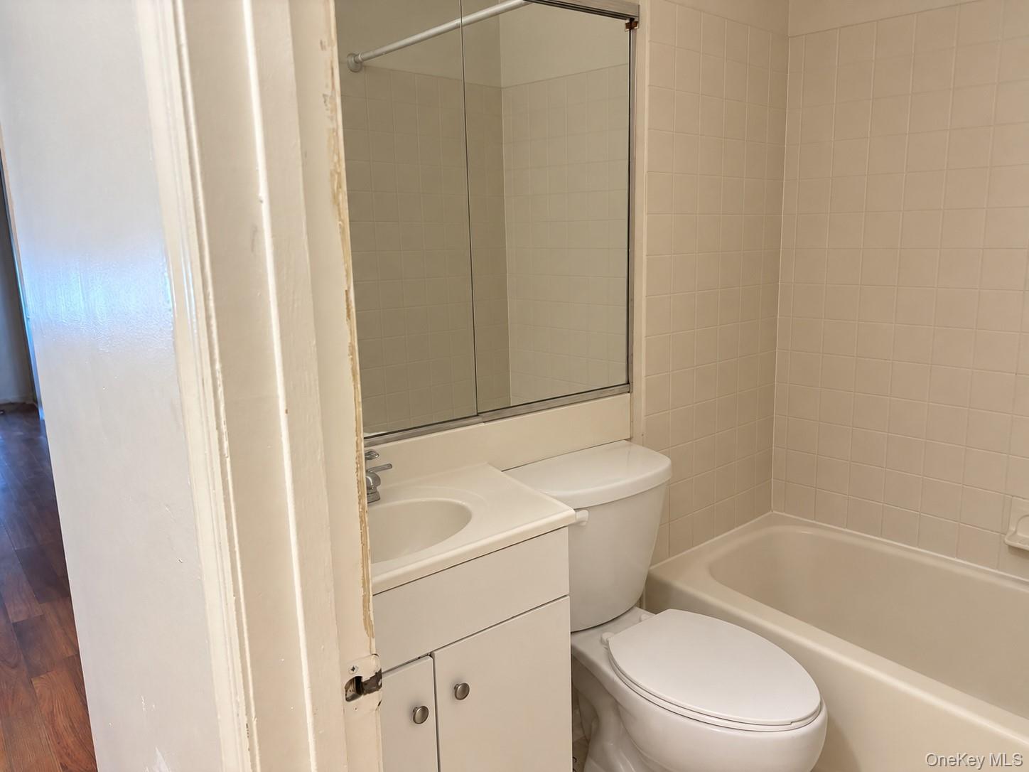 14 Lexington Hill 2 Property Photo 22