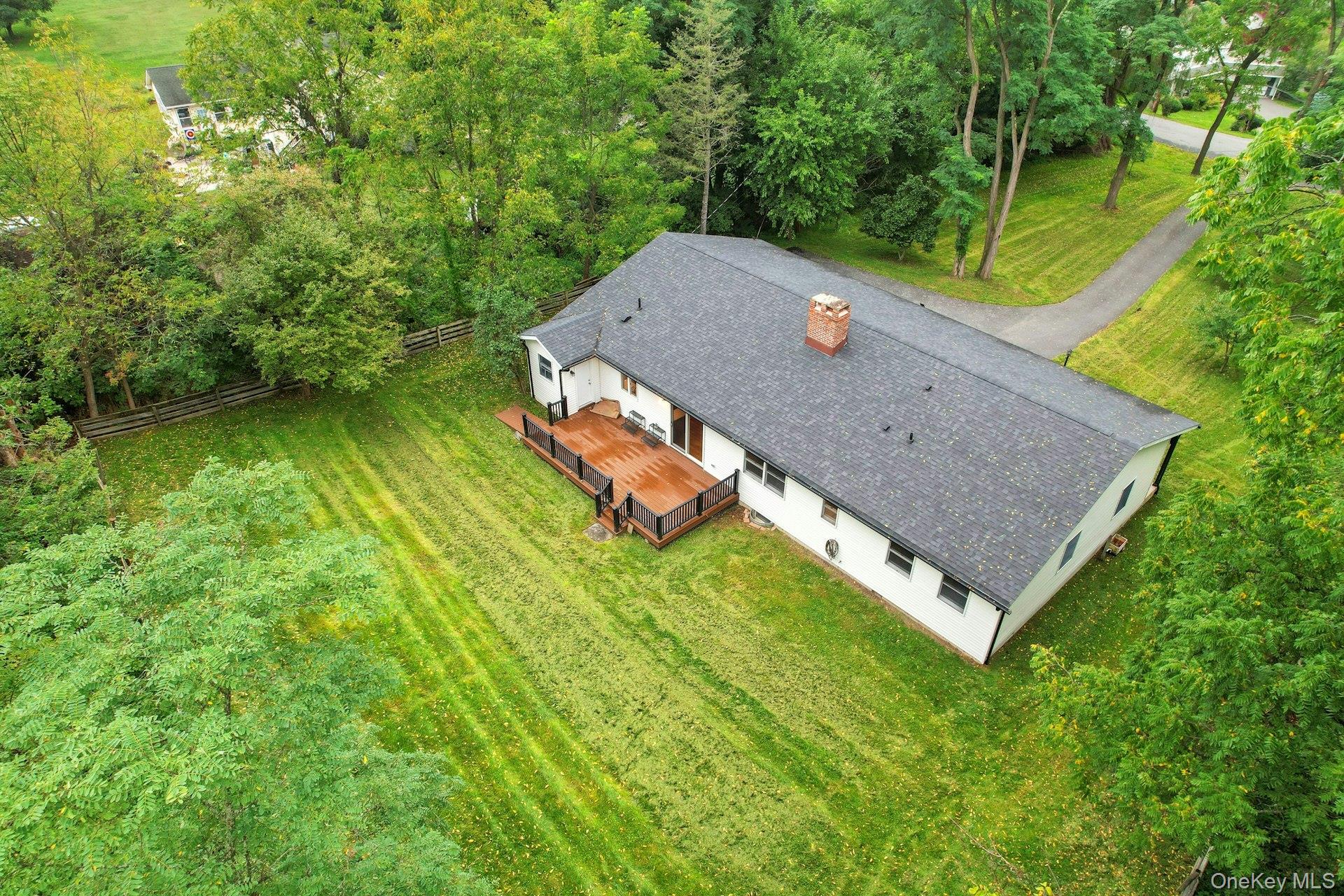 30 Pumpkin Hill Road Property Photo 4