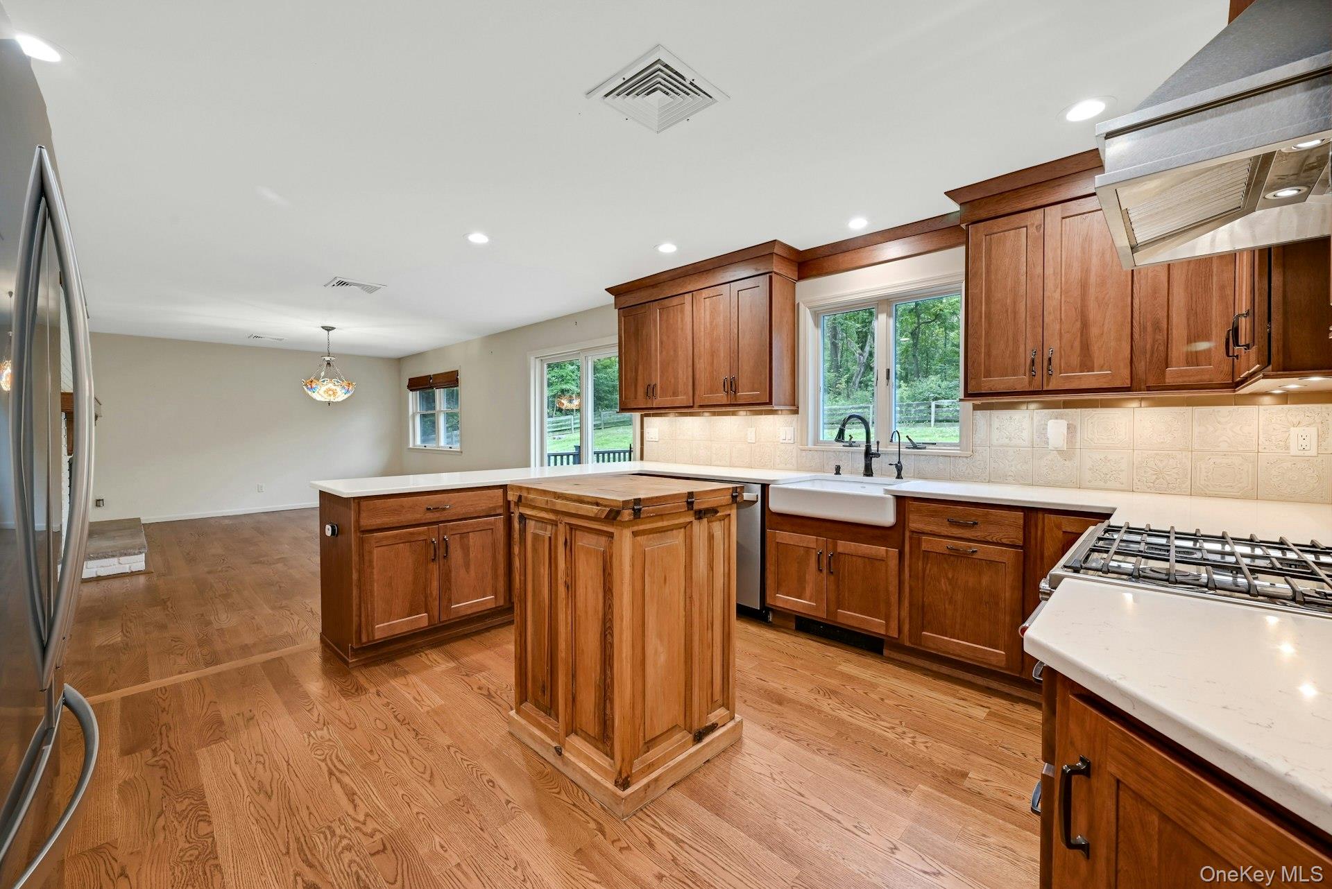 30 Pumpkin Hill Road Property Photo 9
