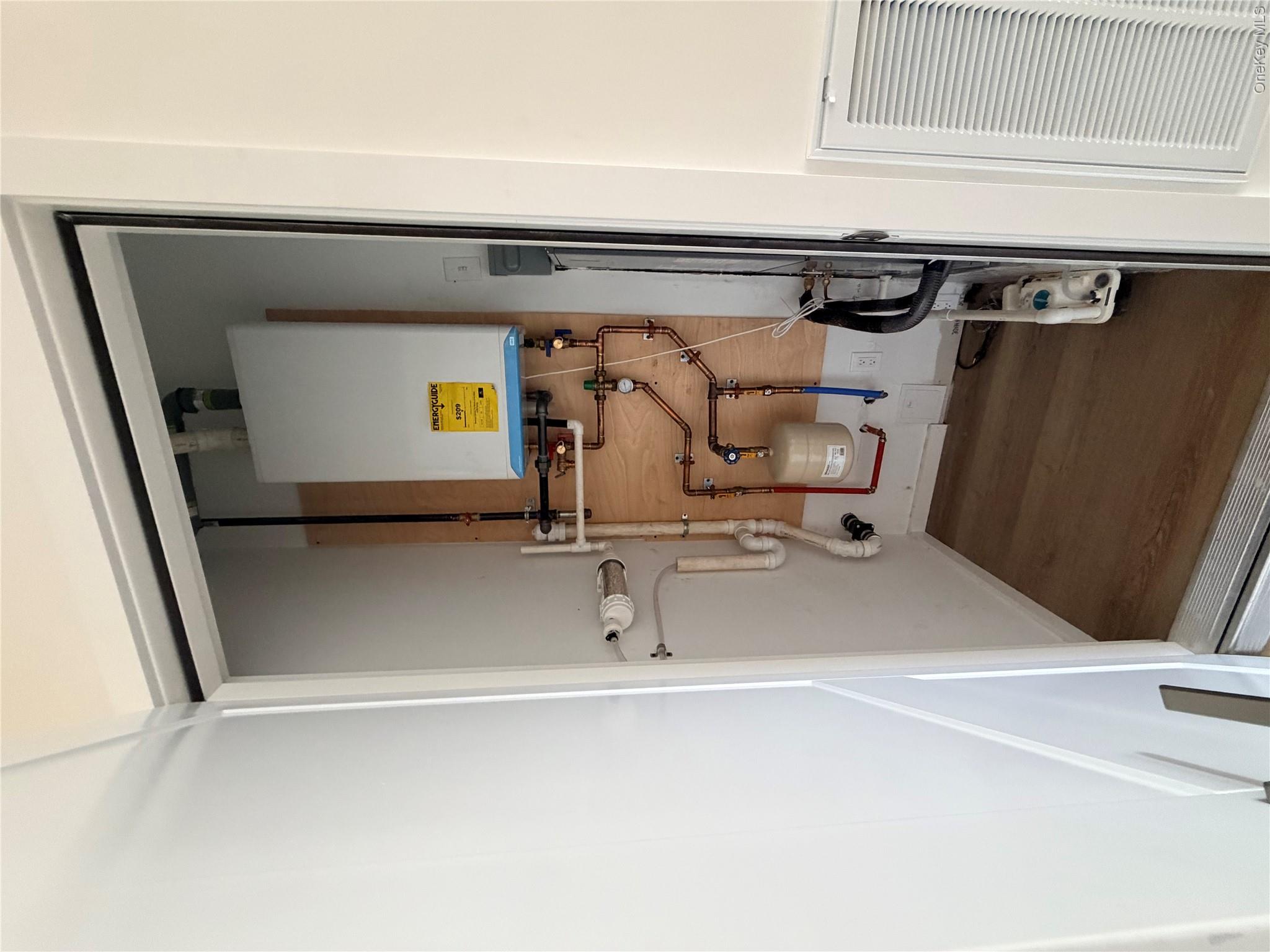 1220 Doges Prom 1b Property Photo 25