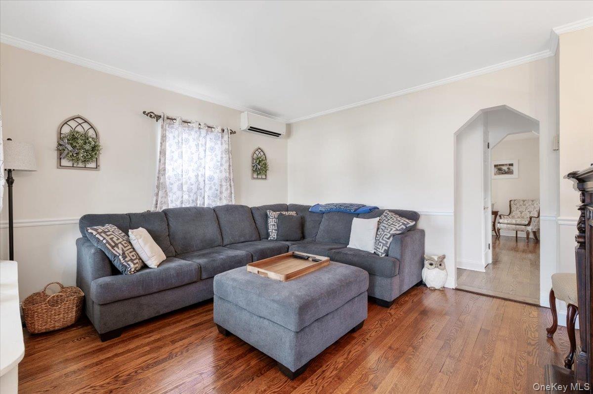 2487 Arthur Court Property Photo 2