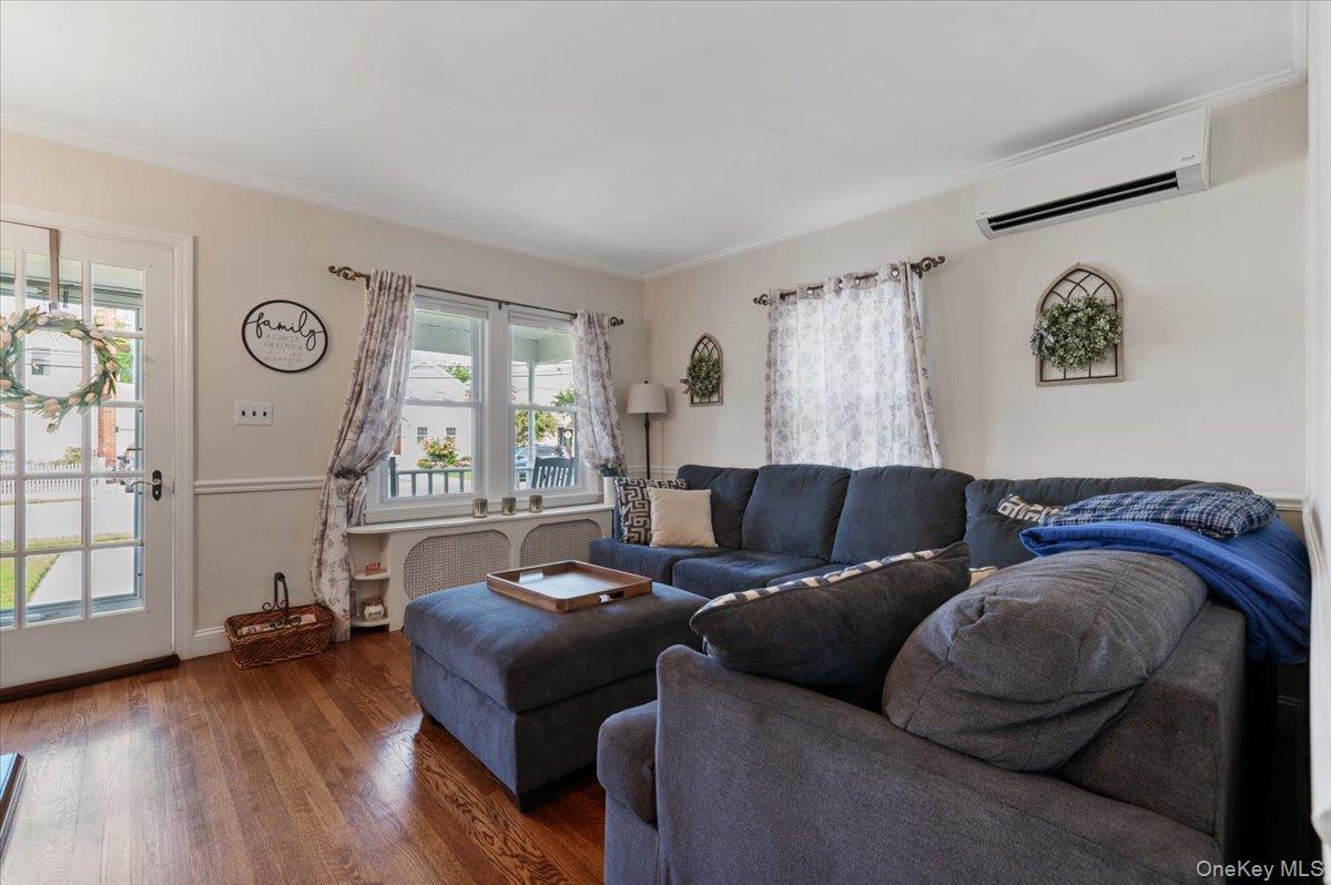 2487 Arthur Court Property Photo 3