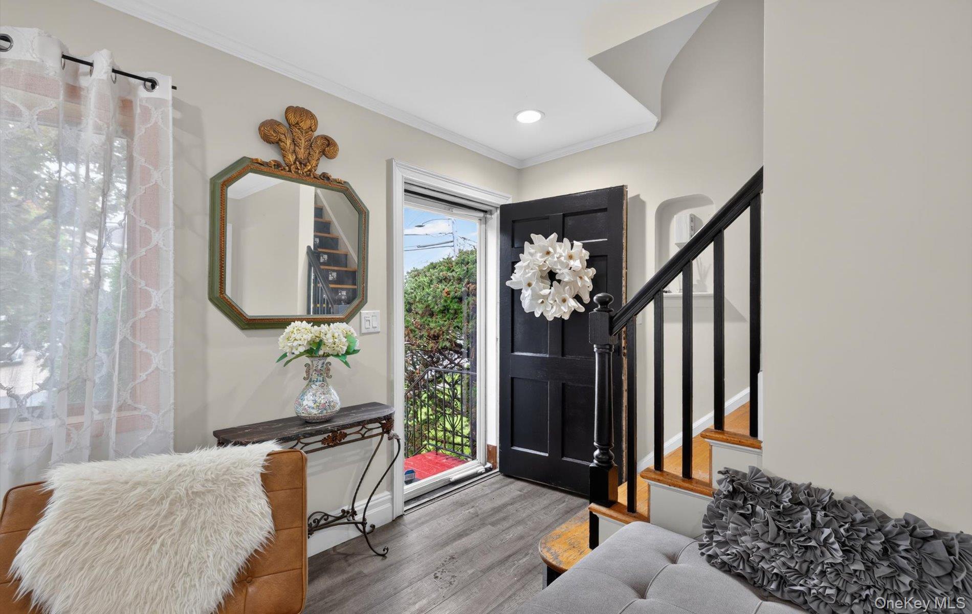 11 White Street Property Photo 3