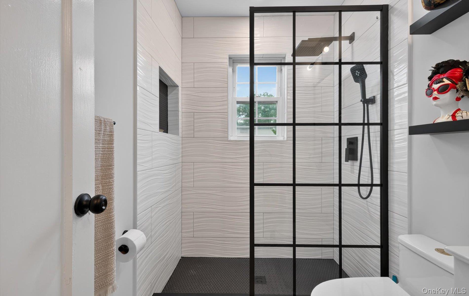 11 White Street Property Photo 12