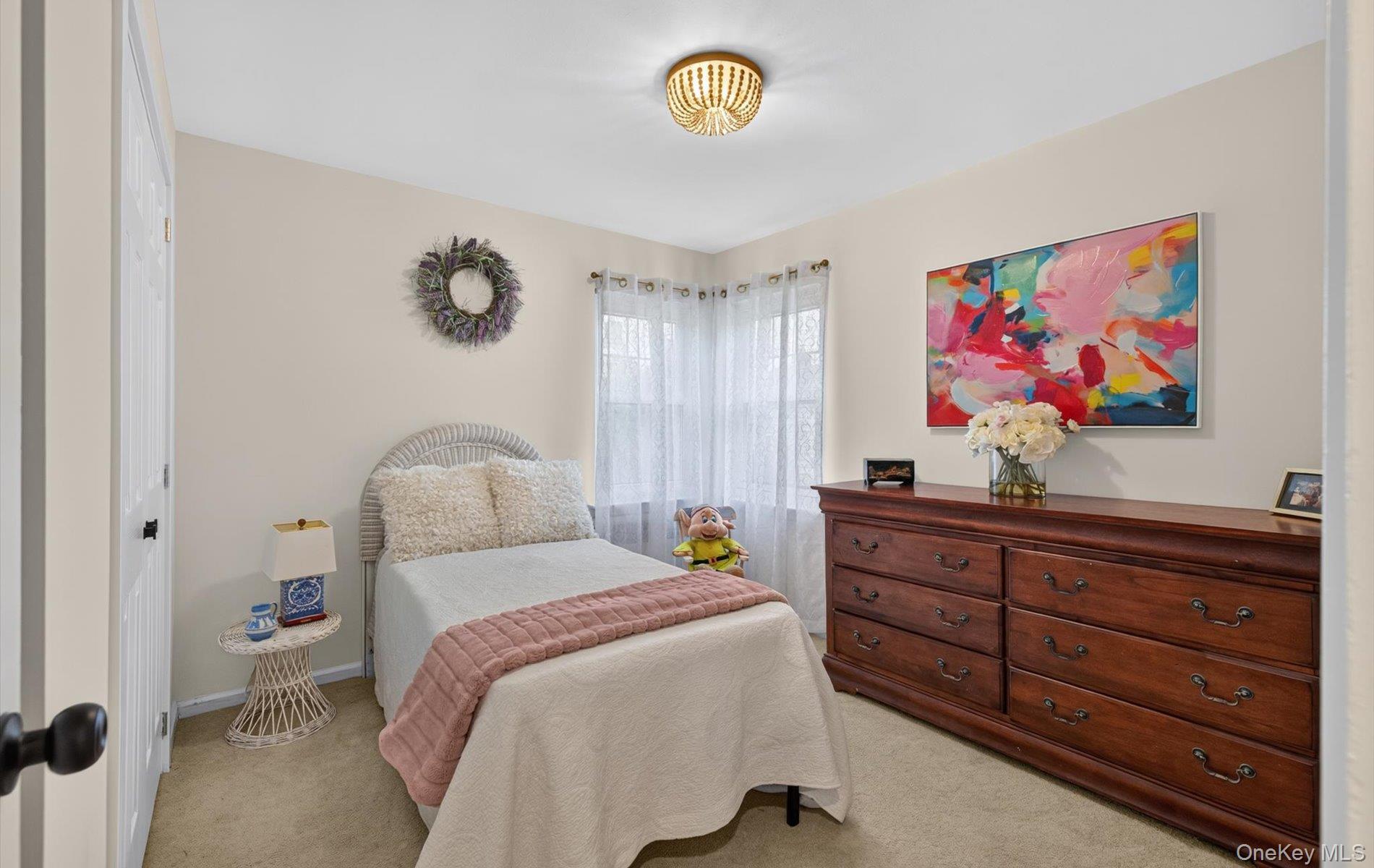 11 White Street Property Photo 17