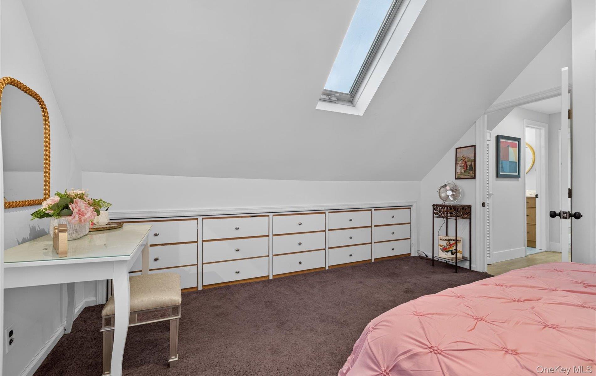 11 White Street Property Photo 21