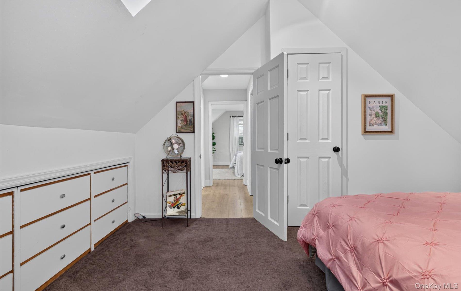 11 White Street Property Photo 22
