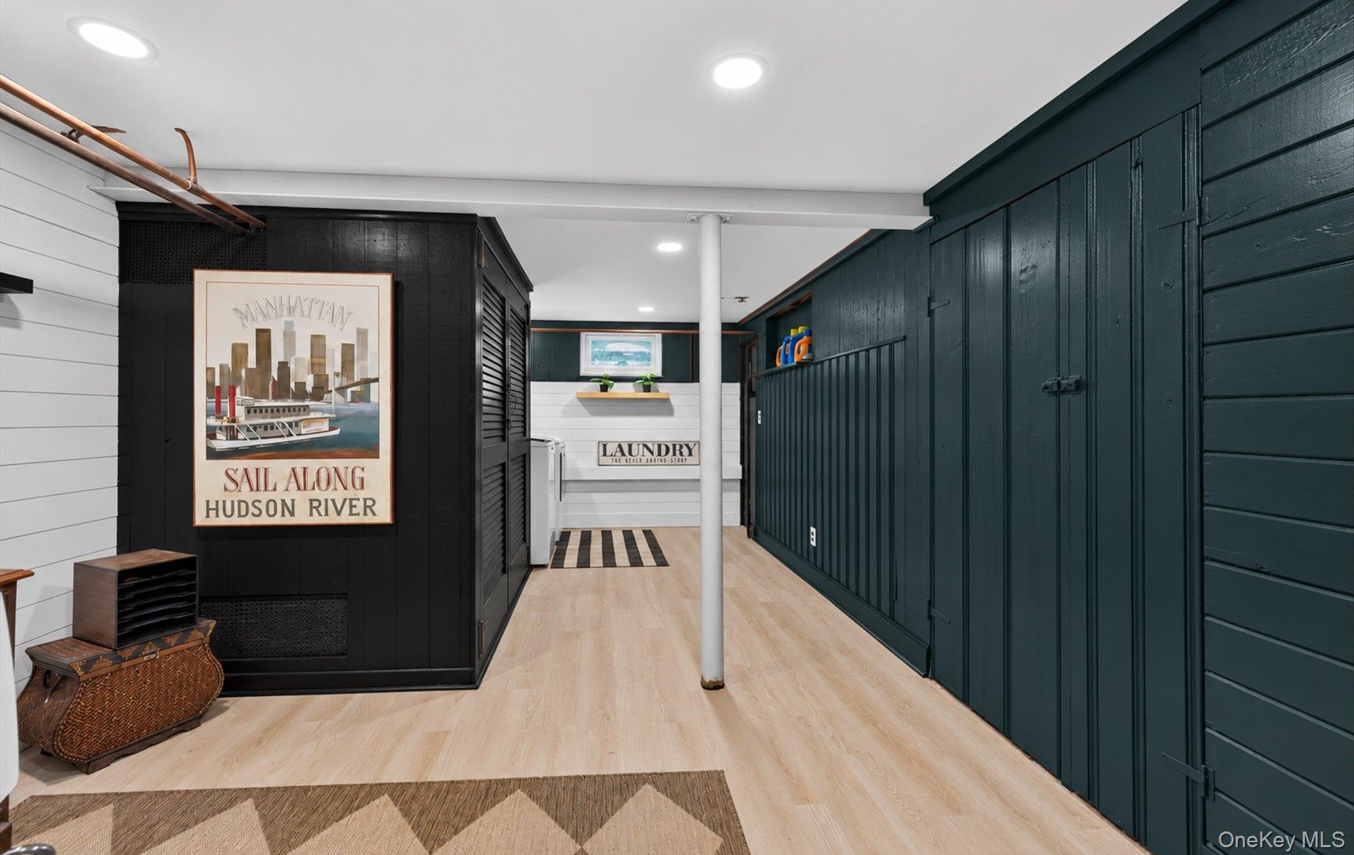 11 White Street Property Photo 32
