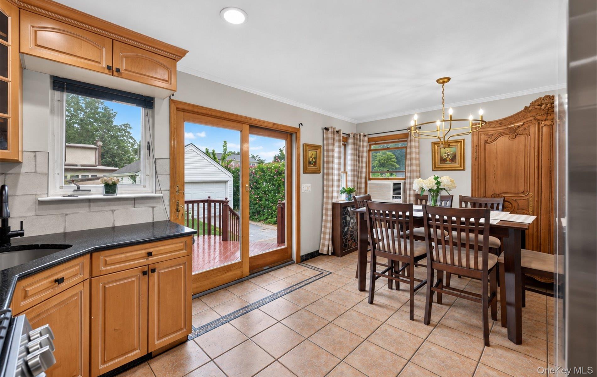 11 White Street Property Photo 33