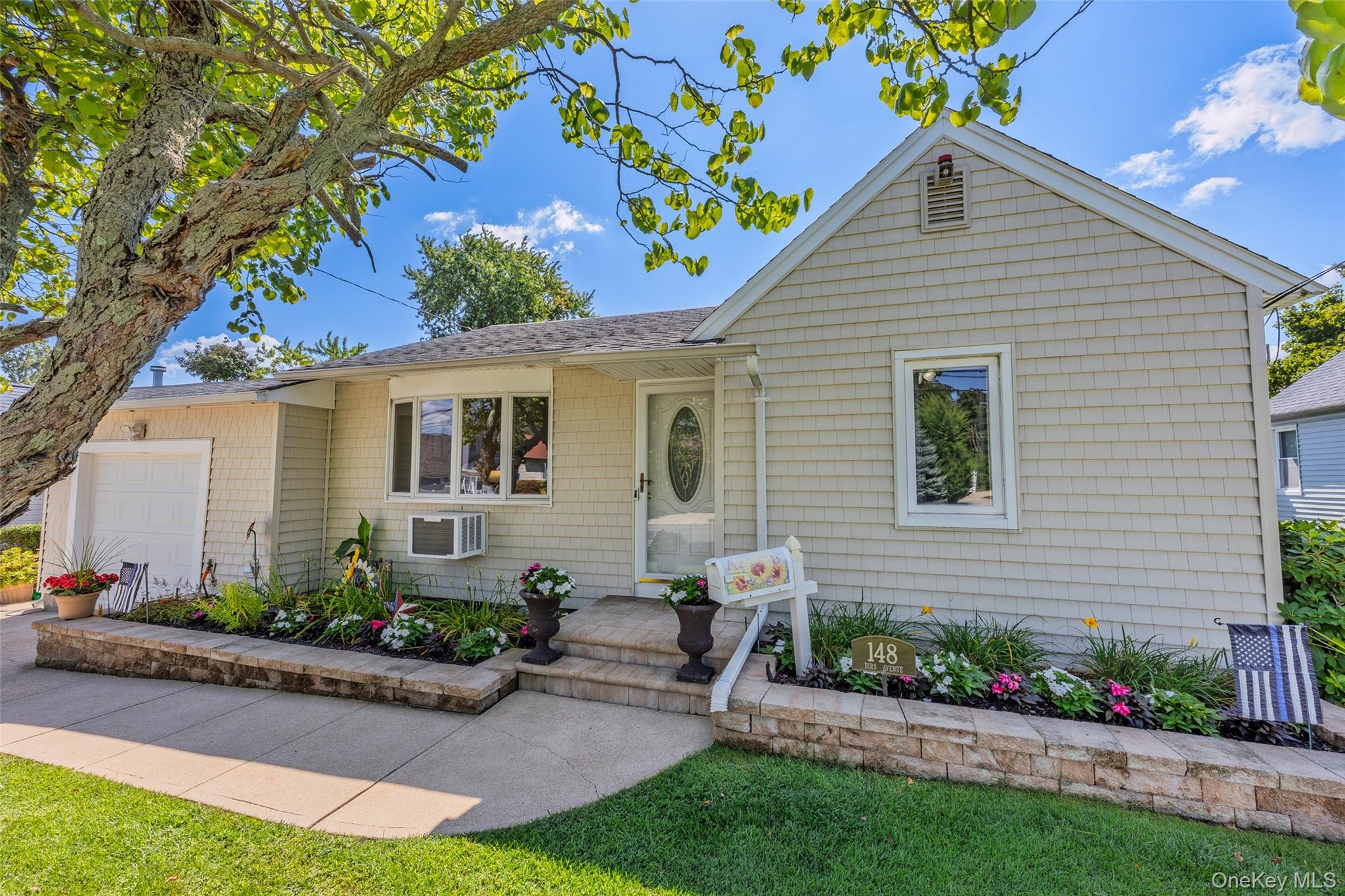 148 Birs Avenue Property Photo 1
