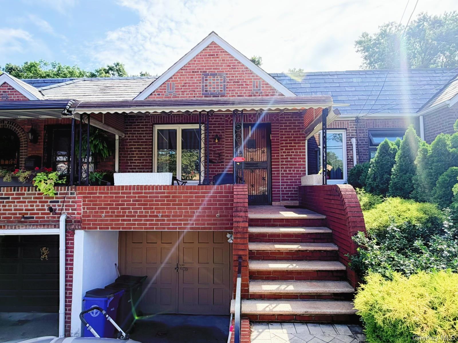 1047803 Property Photo 1