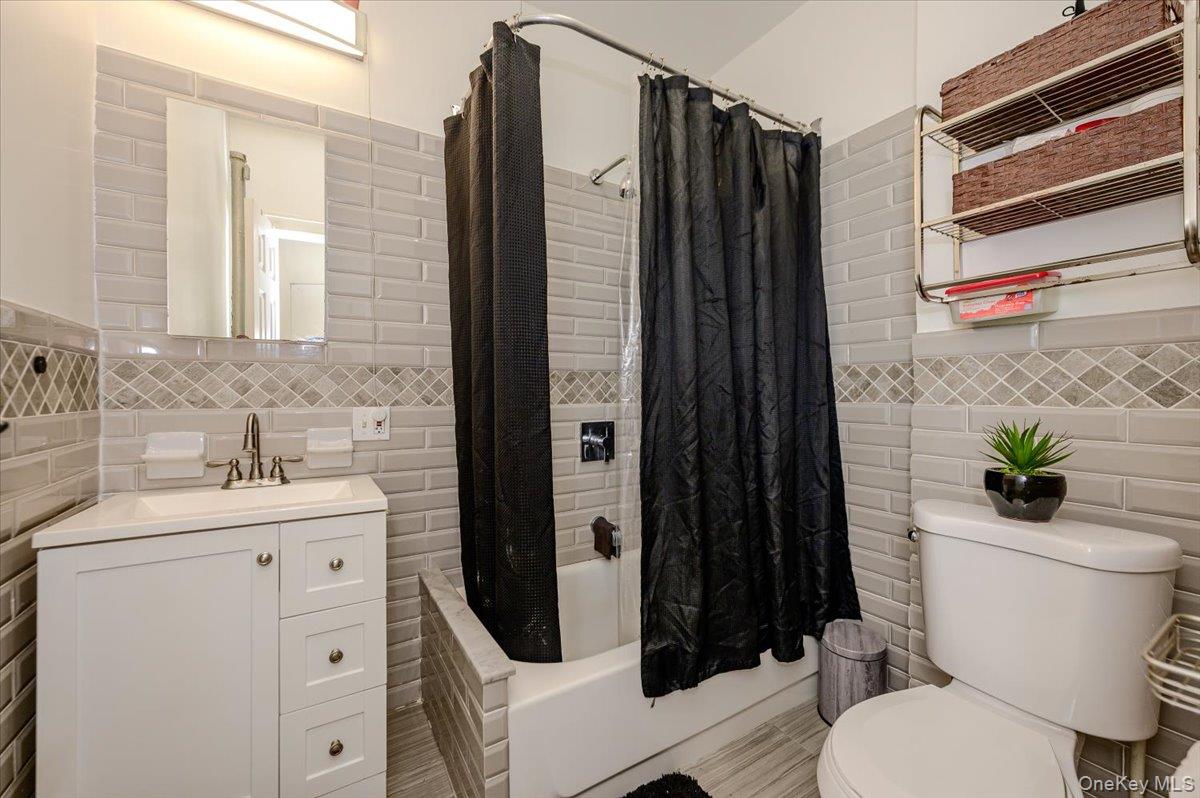 3548 Bronx Boulevard Property Photo 17