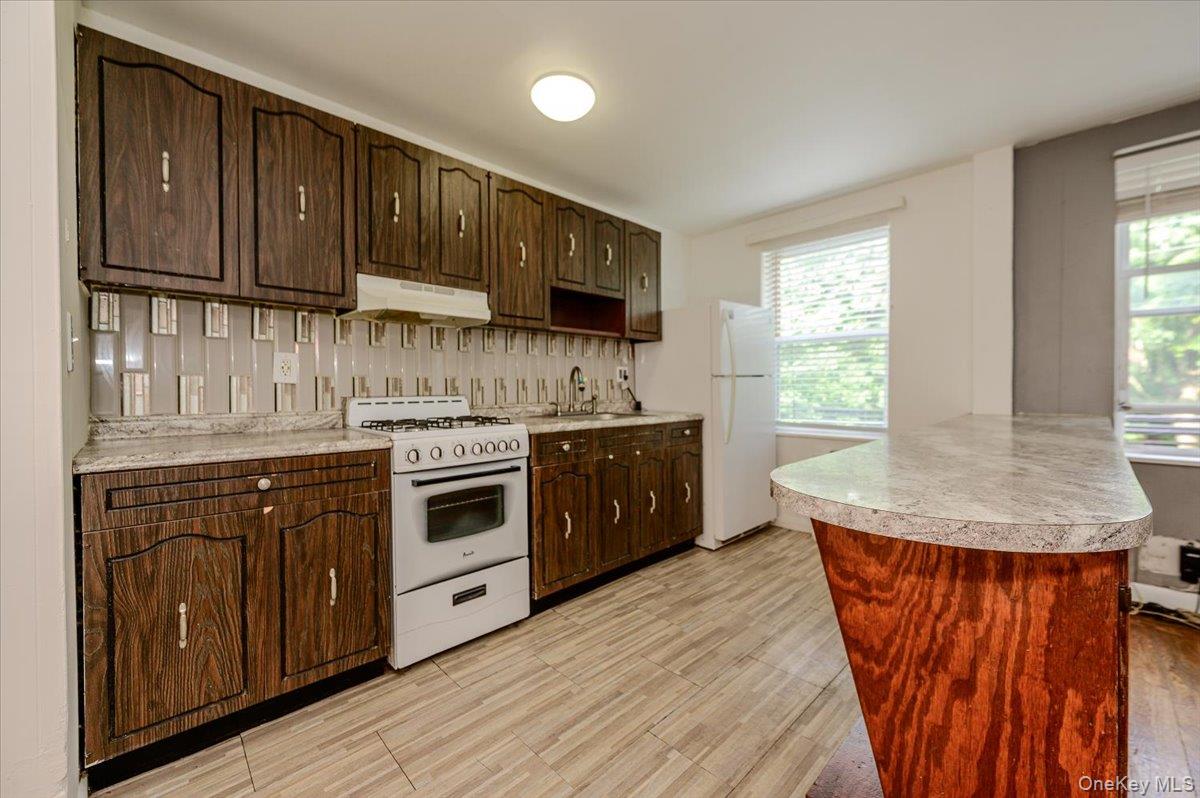 3548 Bronx Boulevard Property Photo 21