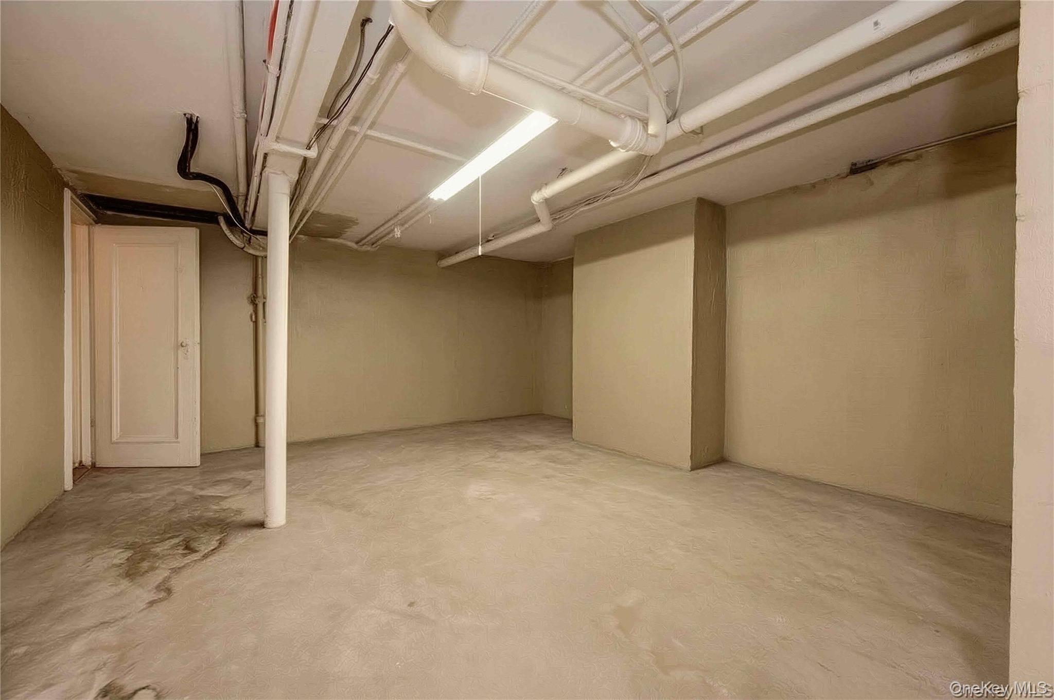 3548 Bronx Boulevard Property Photo 37