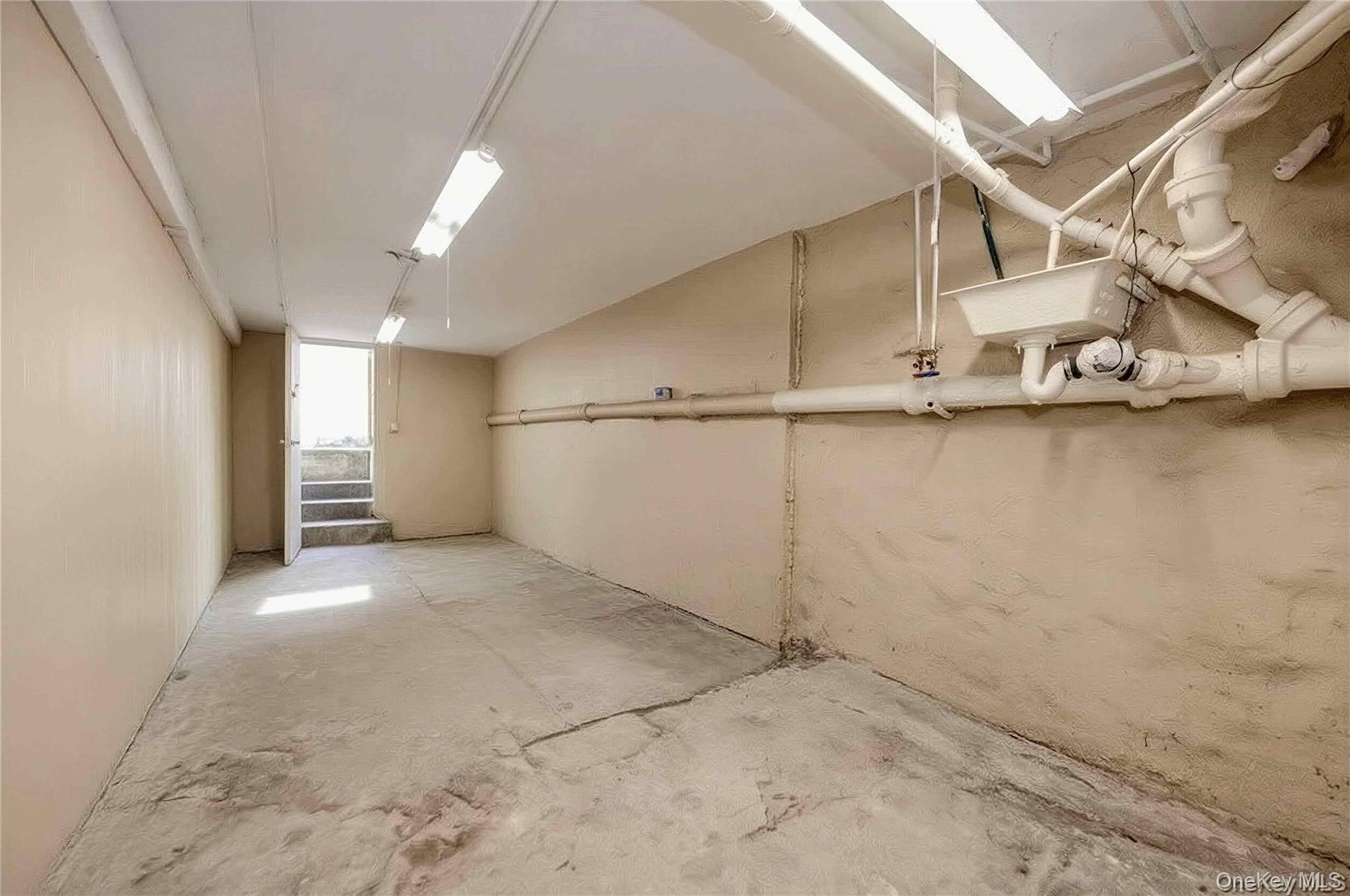 3548 Bronx Boulevard Property Photo 38