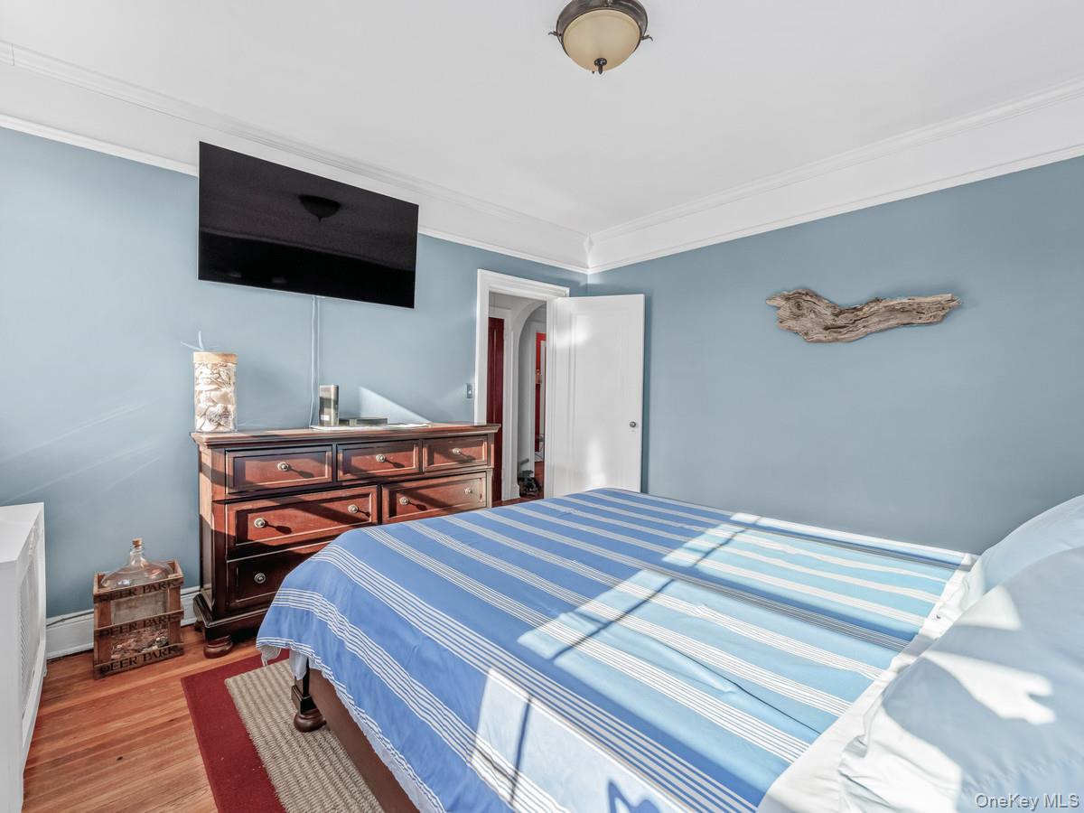 30 Shipherd Avenue 9b Property Photo 12