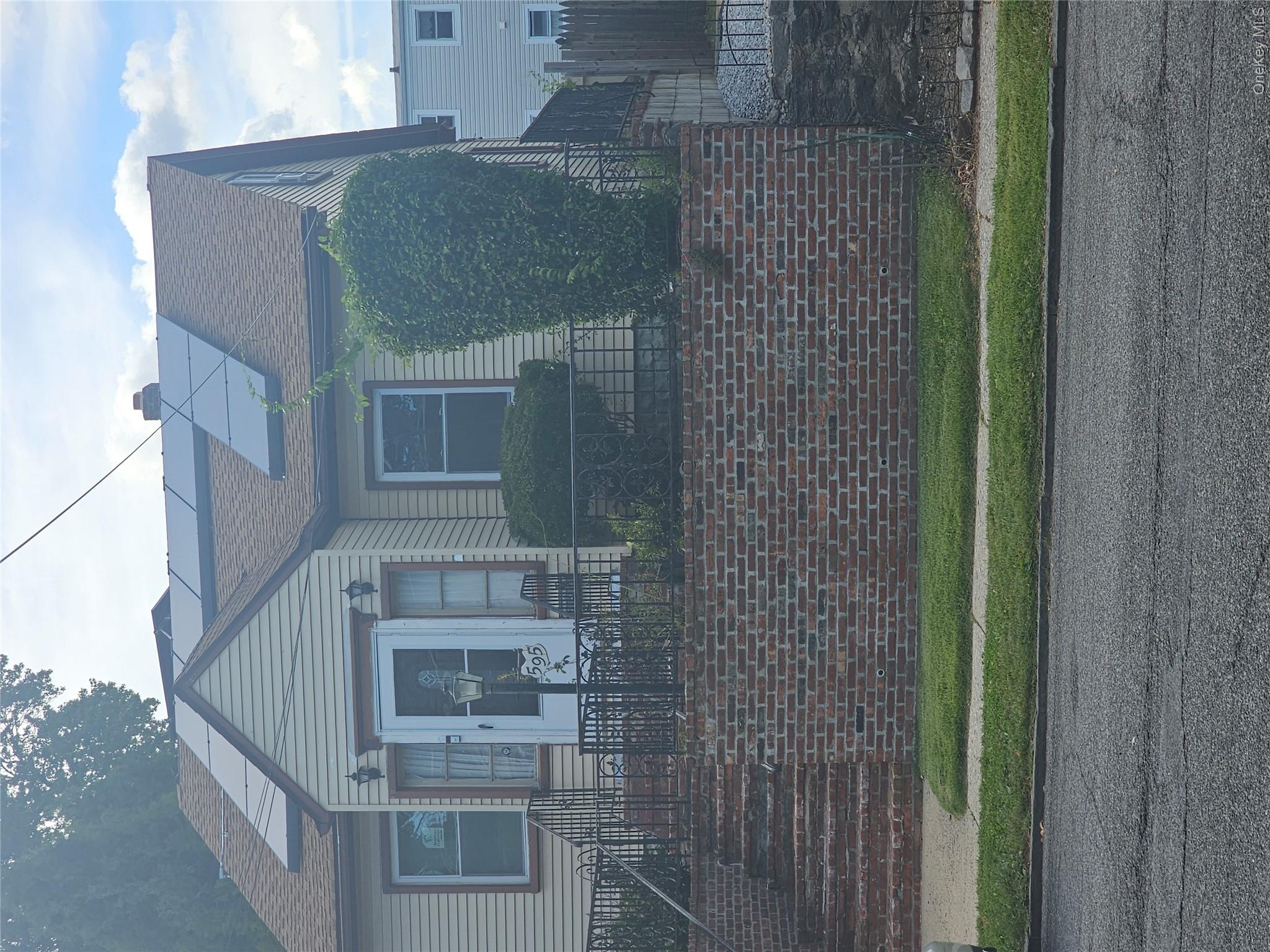 597 Kimball Avenue Property Photo 44