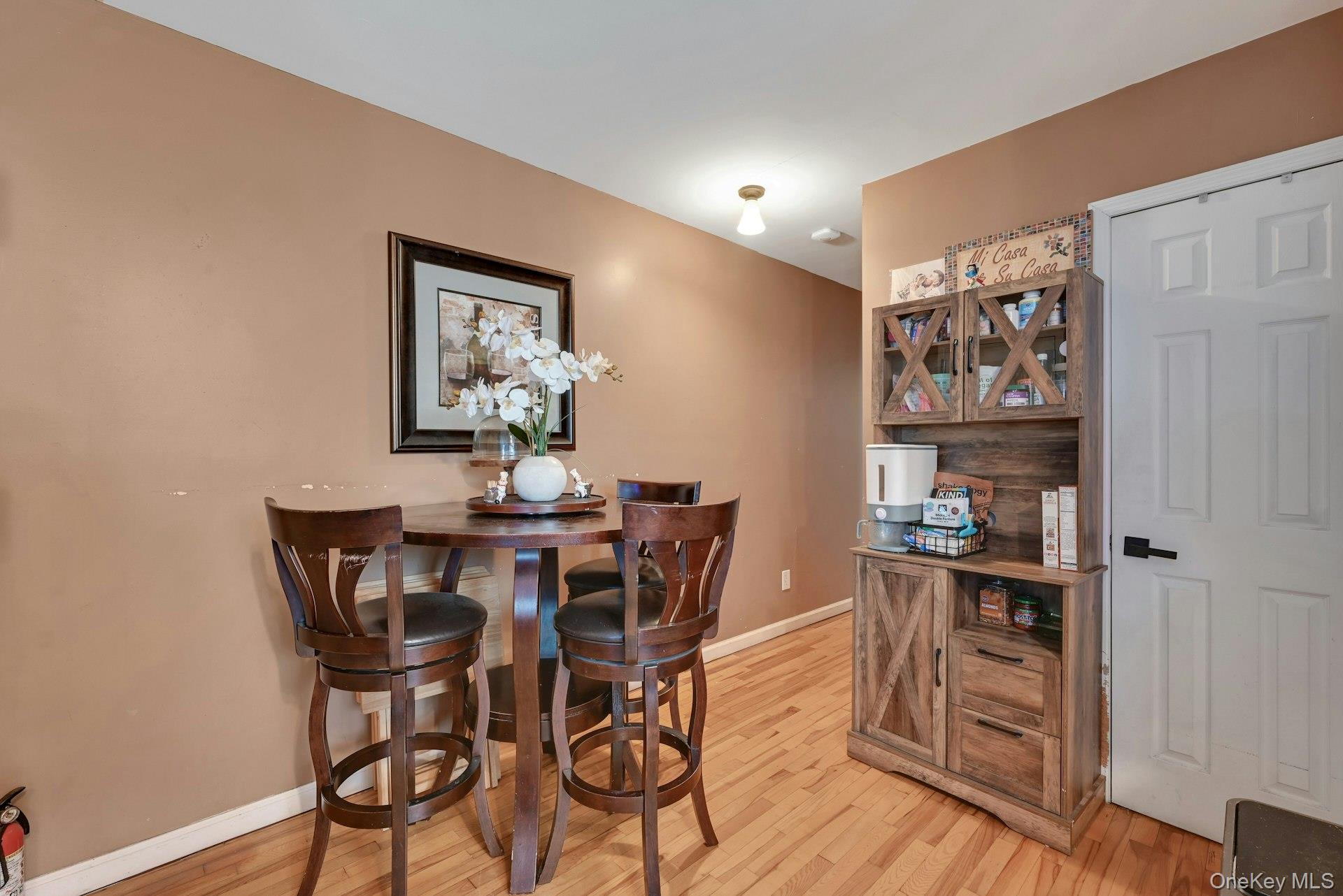 2219 120th Street Property Photo 3