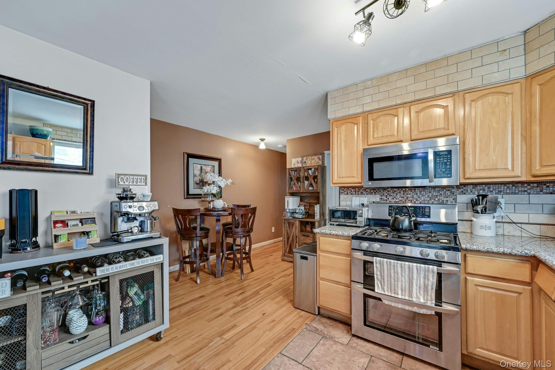 2219 120th Street Property Photo 30