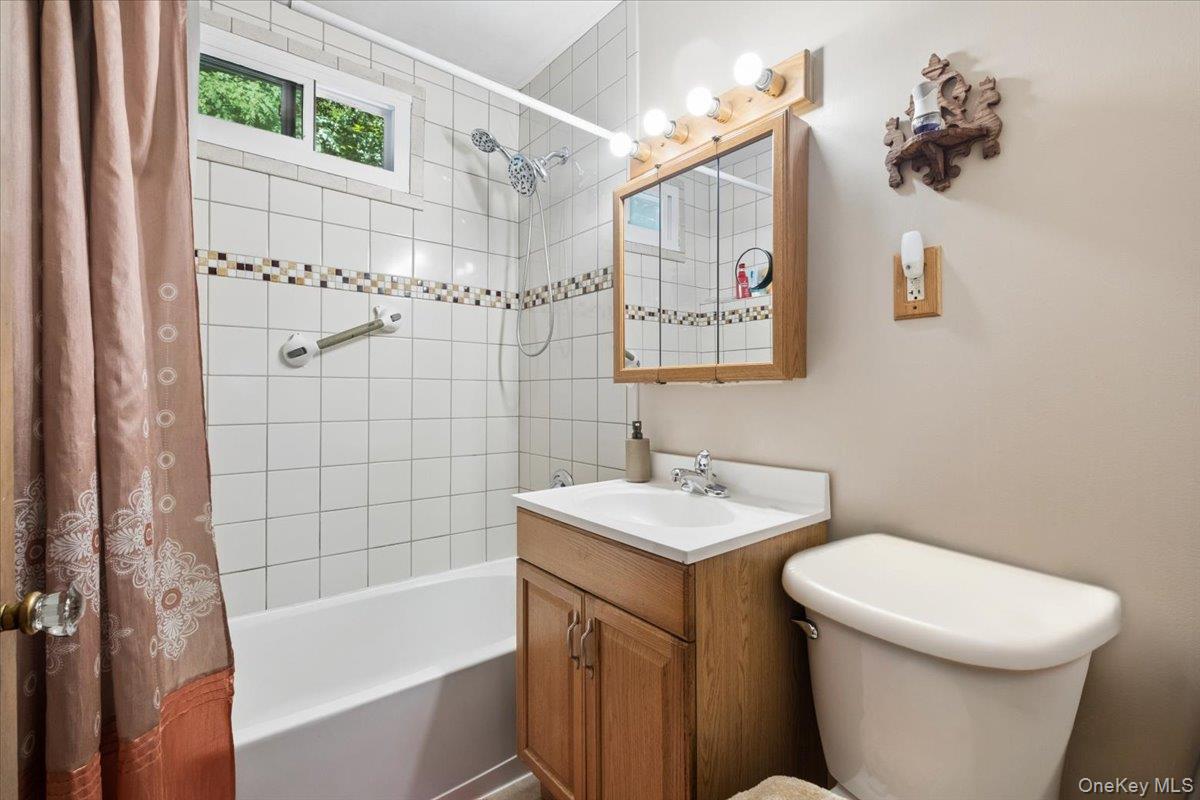 149 Tanglewylde Road Property Photo 11